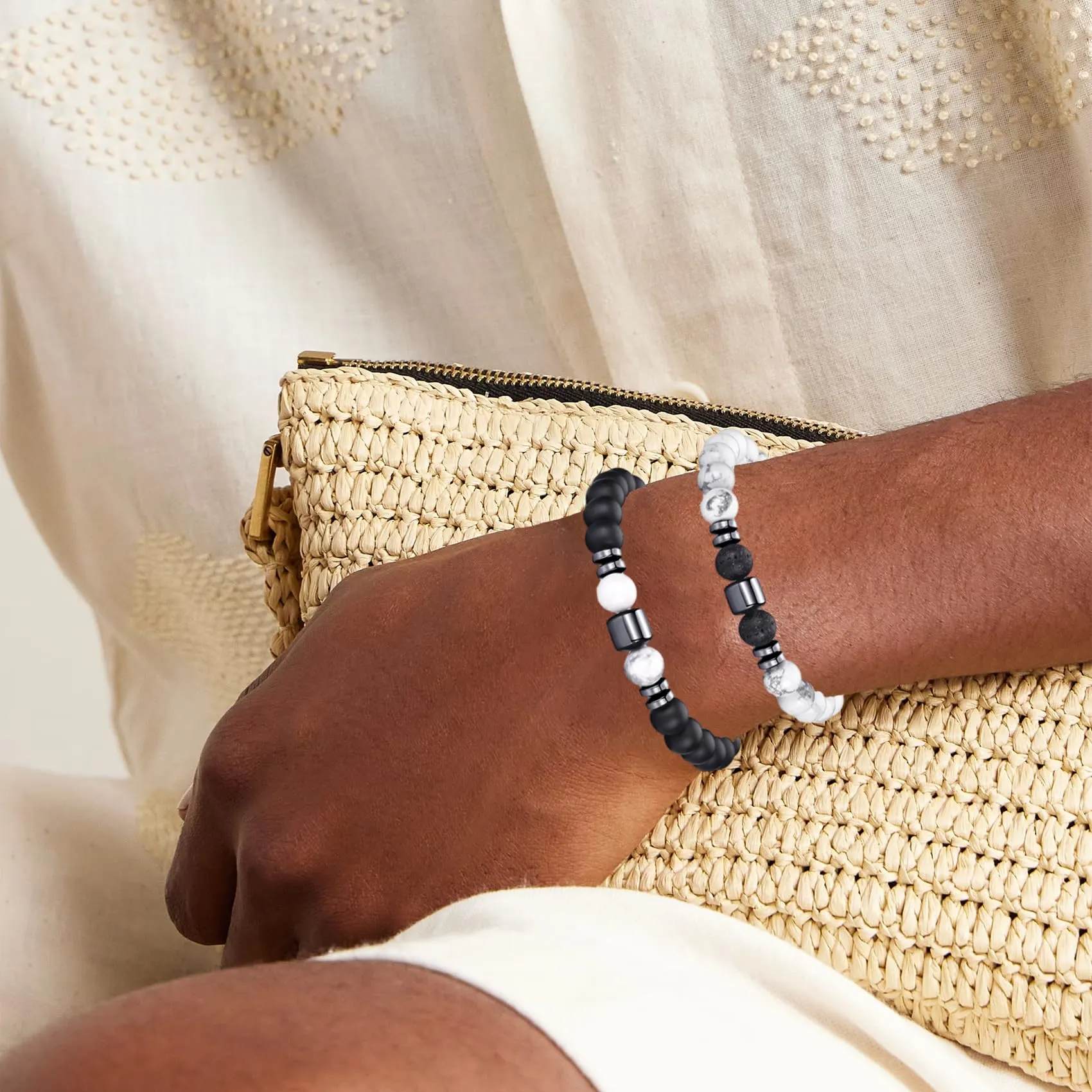 Bracciale Occhio di Tigre 8MM per Uomo e Donna - Set di Braccialetti Elasticizzati in Pietra Lavica e Naturale - Regolabile con Perline di Cristallo Nero - Idea Regalo - immagine 4