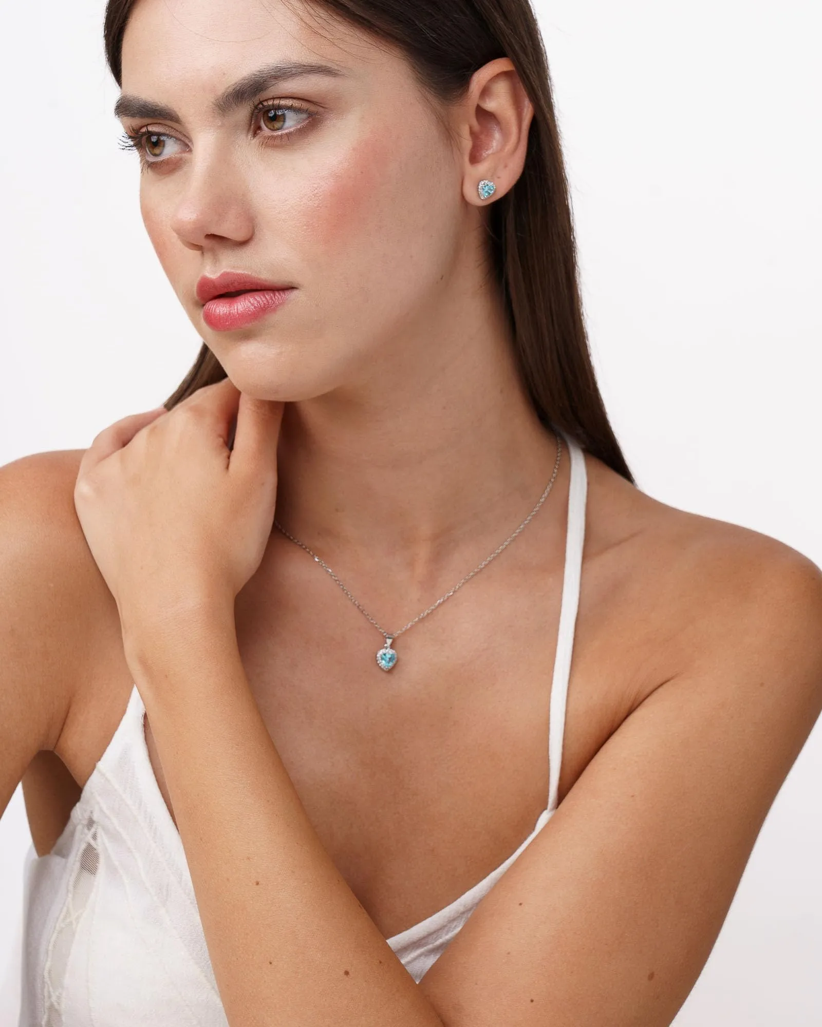 Dada Gioielli - Collana Cuore 9mm Punto Luce Argento 925 Con Zirconi Brillanti Catenina 45+5cm (Azzurro Acquamarina) - immagine 2