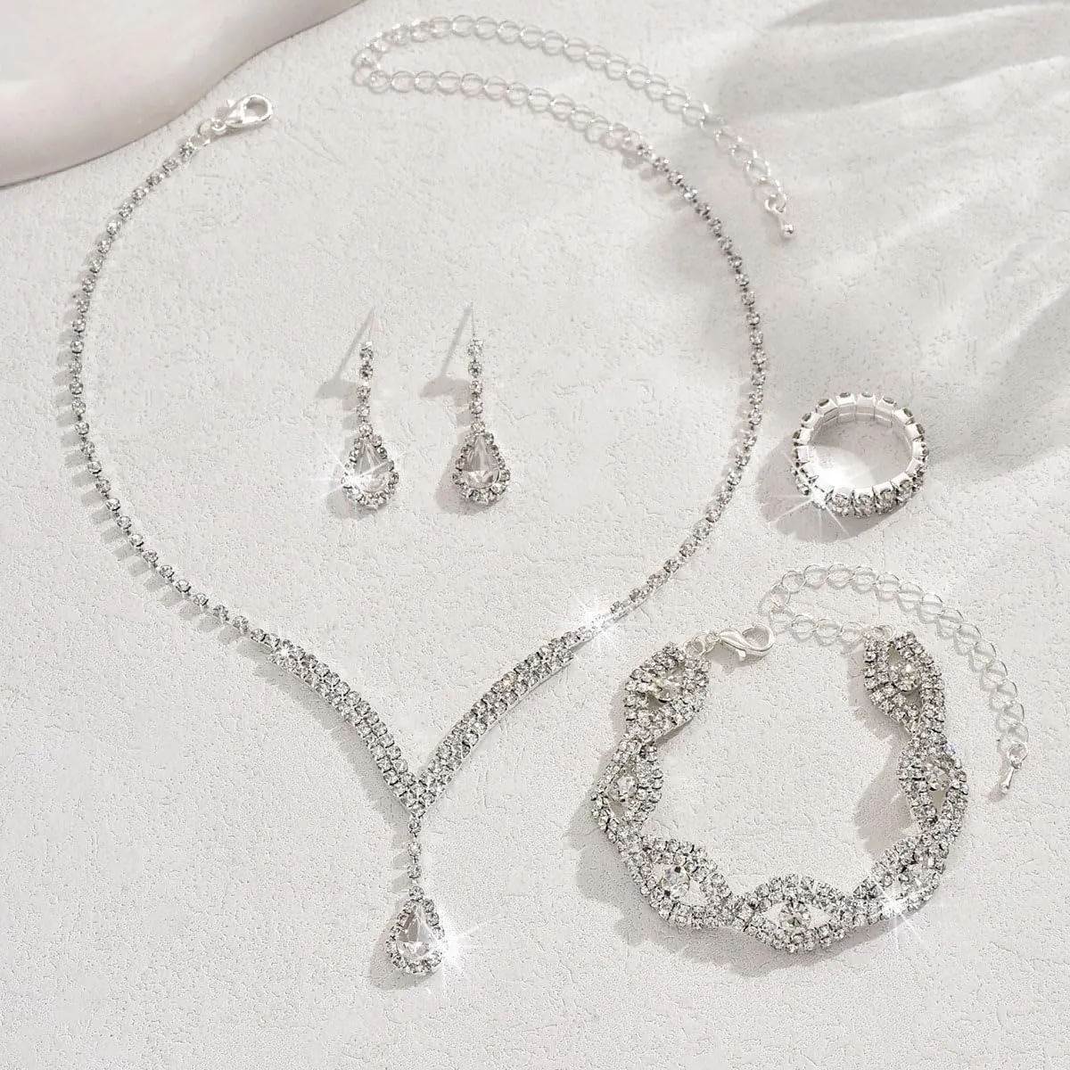 FDEETY Gioielleria Parures per Donne con Zirconi Cubici Collana con Ciondolo in Strass Orecchini Bracciali Set per la Sposa Zirconia Damigella D'onore Gioielleria(Bianco) - immagine 5
