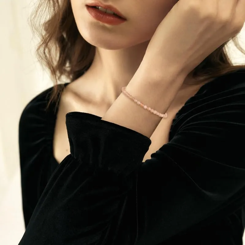Ruby Bracciale con perle da donna - Bracciale di alta qualità da 4 mm realizzato con pietre naturali autentiche sfaccettate - Con confezione regalo inclusa - immagine 4