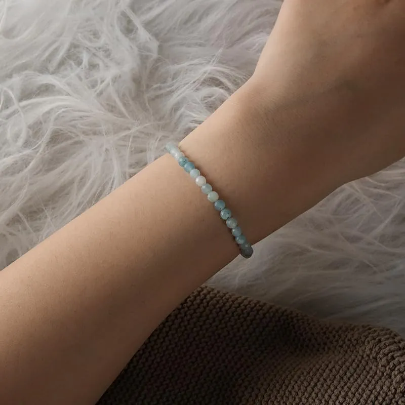 Ruby Bracciale con perle da donna - Bracciale di alta qualità da 4 mm realizzato con pietre naturali autentiche sfaccettate - Con confezione regalo inclusa - immagine 2