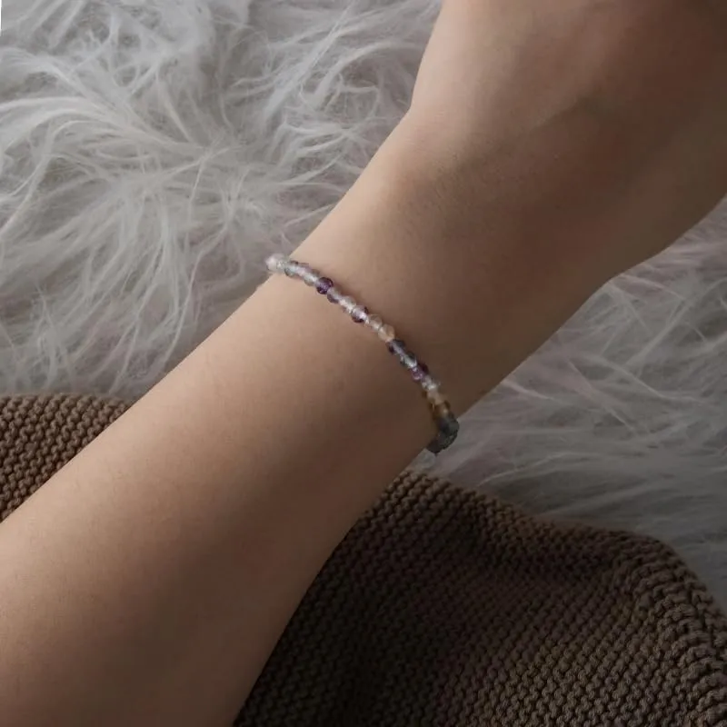 Ruby Bracciale con perle da donna - Bracciale di alta qualità da 4 mm realizzato con pietre naturali autentiche sfaccettate - Con confezione regalo inclusa - immagine 2