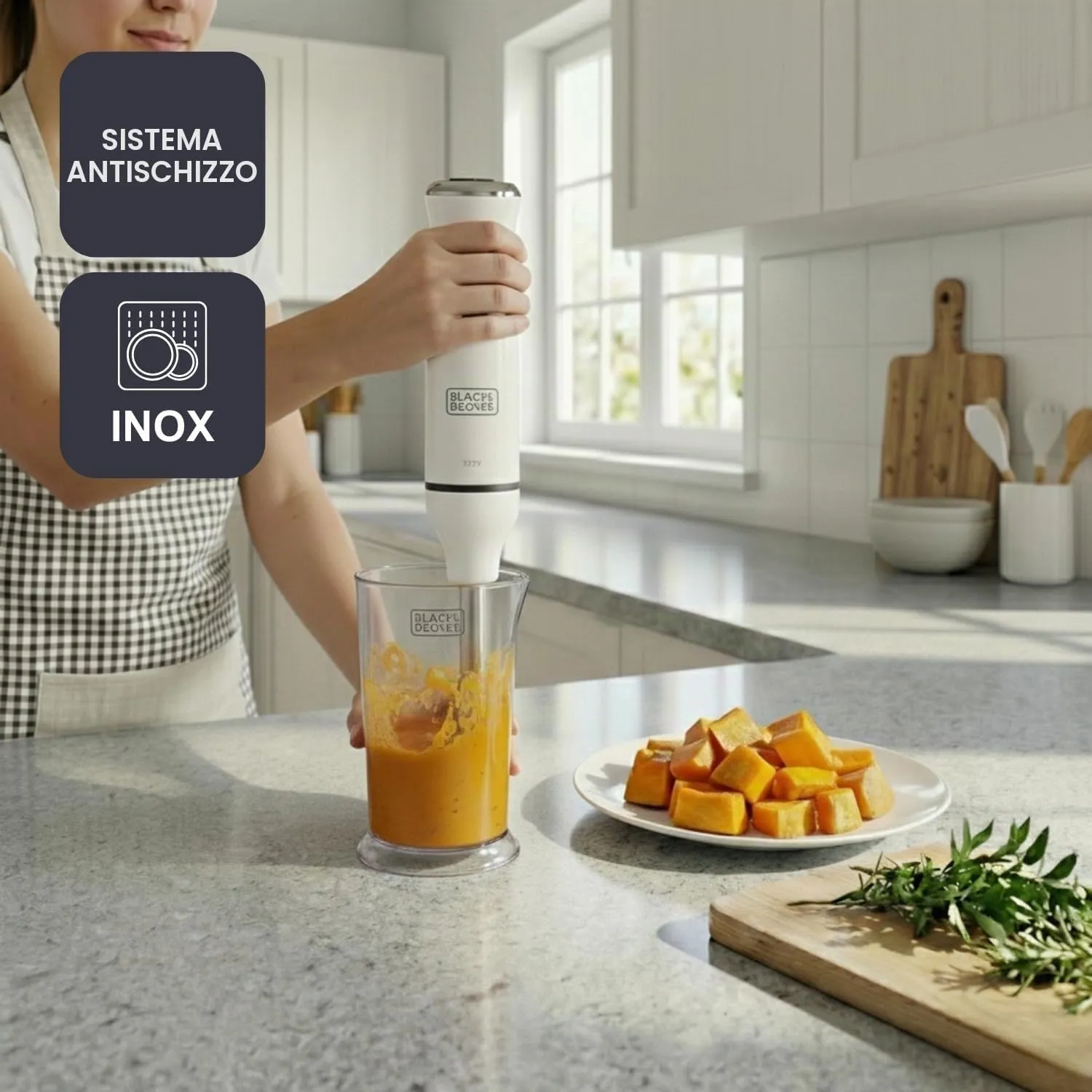 BLACK+DECKER BXHBA750E - Frullatore a Immersione 750W | 20 Velocità Regolabili | Funzione Turbo | Lame in Acciaio Inox | Design Anti-Schizzi | Senza BPA | Accessori Lavabili in Lavastoviglie - immagine 4