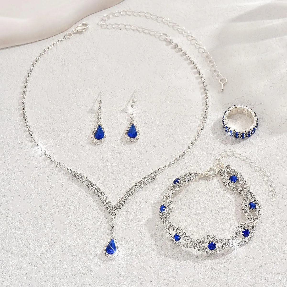 FDEETY Gioielleria Parures per Donne con Zirconi Cubici Collana con Ciondolo in Strass Orecchini Bracciali Set per la Sposa Zirconia Damigella D'onore Gioielleria(Blu) - immagine 5