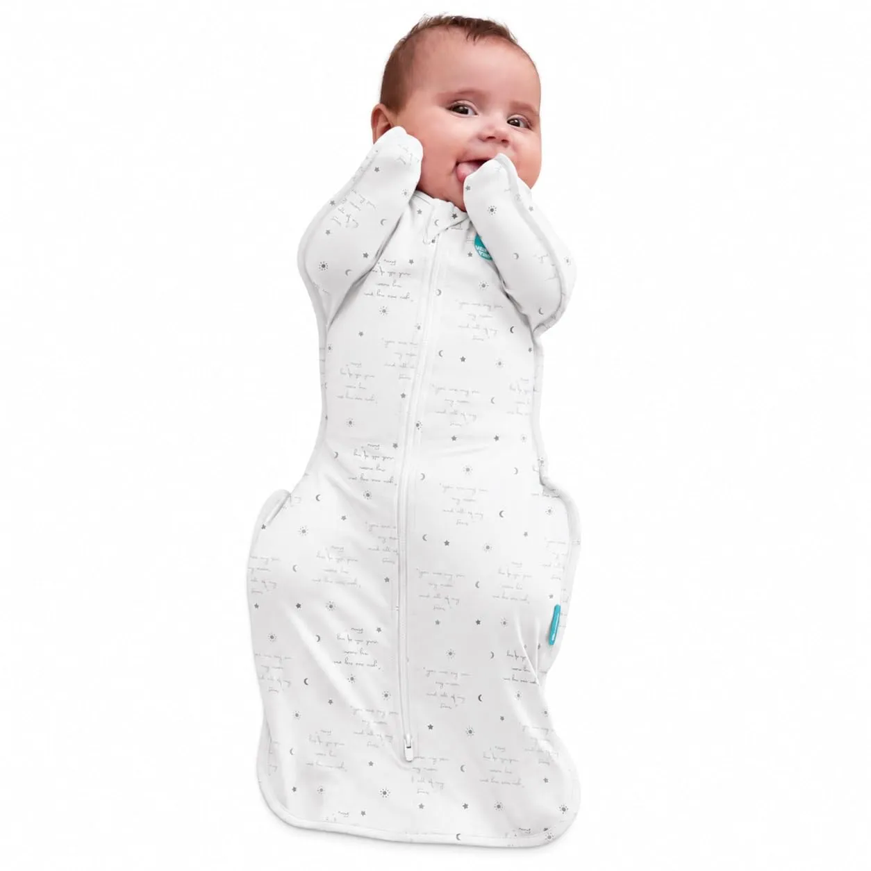 Love To Dream Swaddle UP, taglia media 6–8,5 kg - You Are My White | Vestibilità aderente, favorisce un sonno sano | 0,2 Tog per primavera ed estate (24–27°C) | Cotone e doppia cerniera - immagine 1