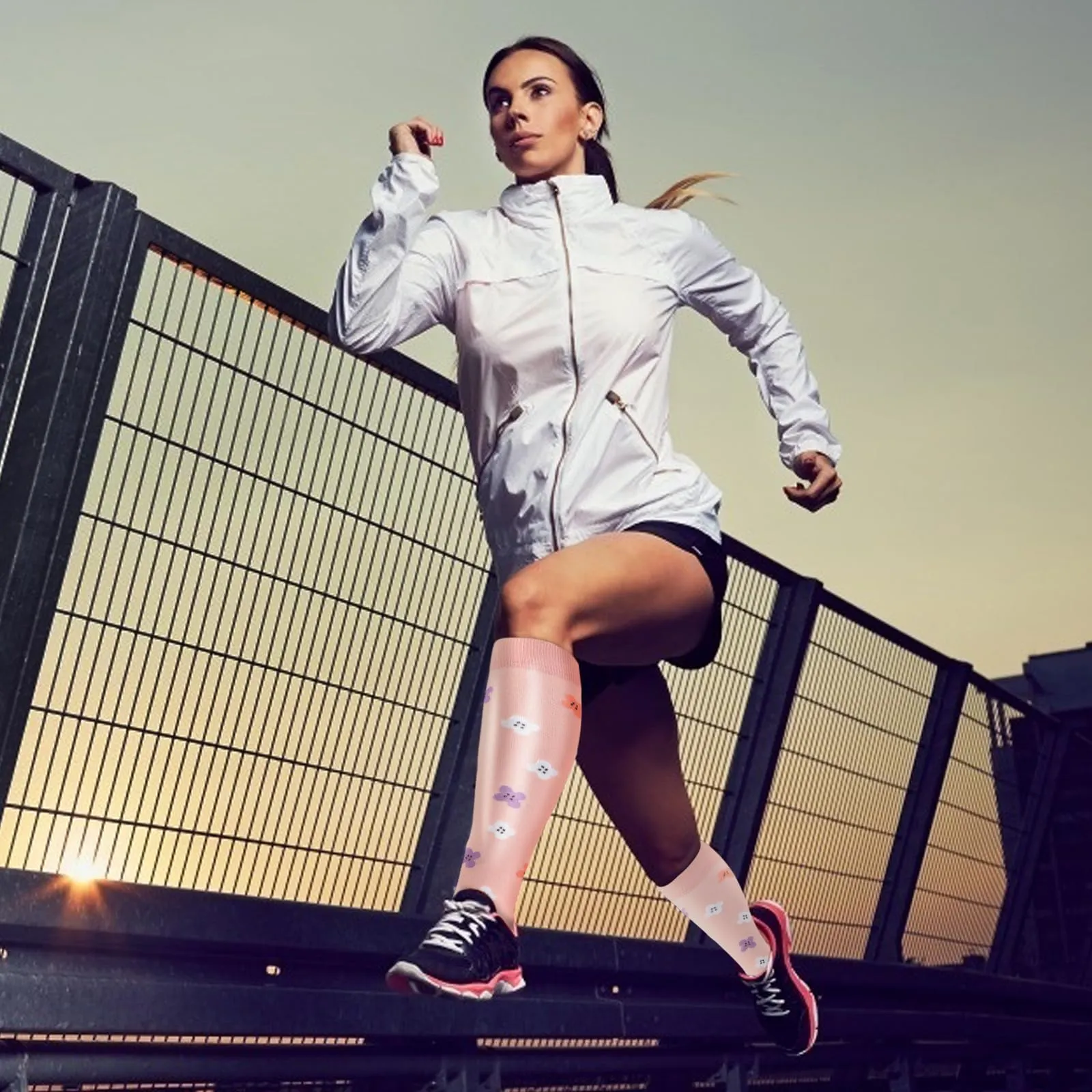 DRESHOW 4 Paia Calze a Compressione per Donna e Uomo Circolazione Miglior Supporto Alla per Atletica,Corsa,Ciclismo,Viaggi - immagine 6