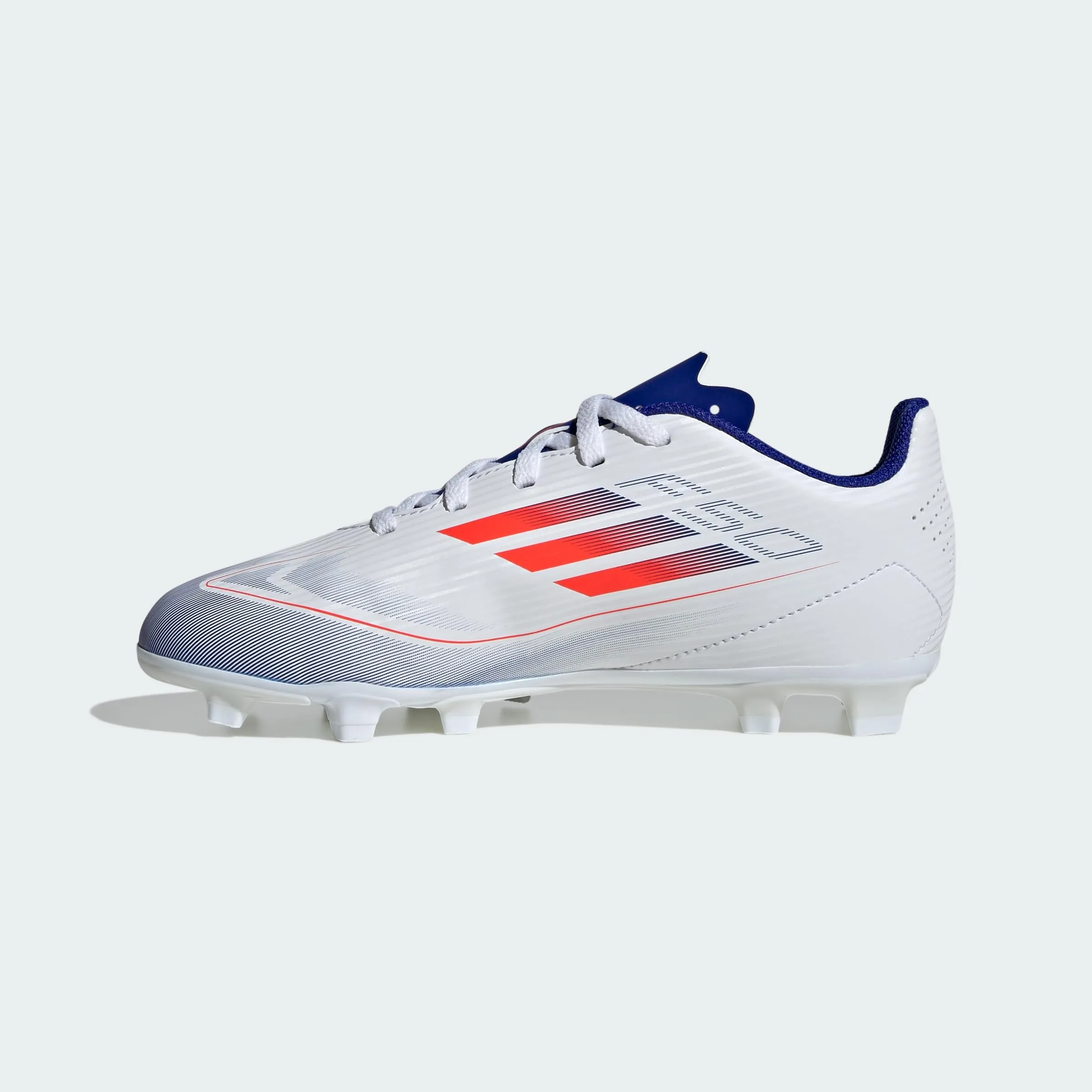 adidas Unisex - Bambini F50 CLUB Football boots Flexible Ground, Cloud White / Solar Red / Lucid Blue, 35 1/2 EU - immagine 2