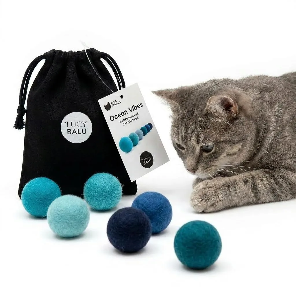 LucyBalu® Ocean Vibes Set 6 palline in feltro di lana per gatti I Blu - immagine 1
