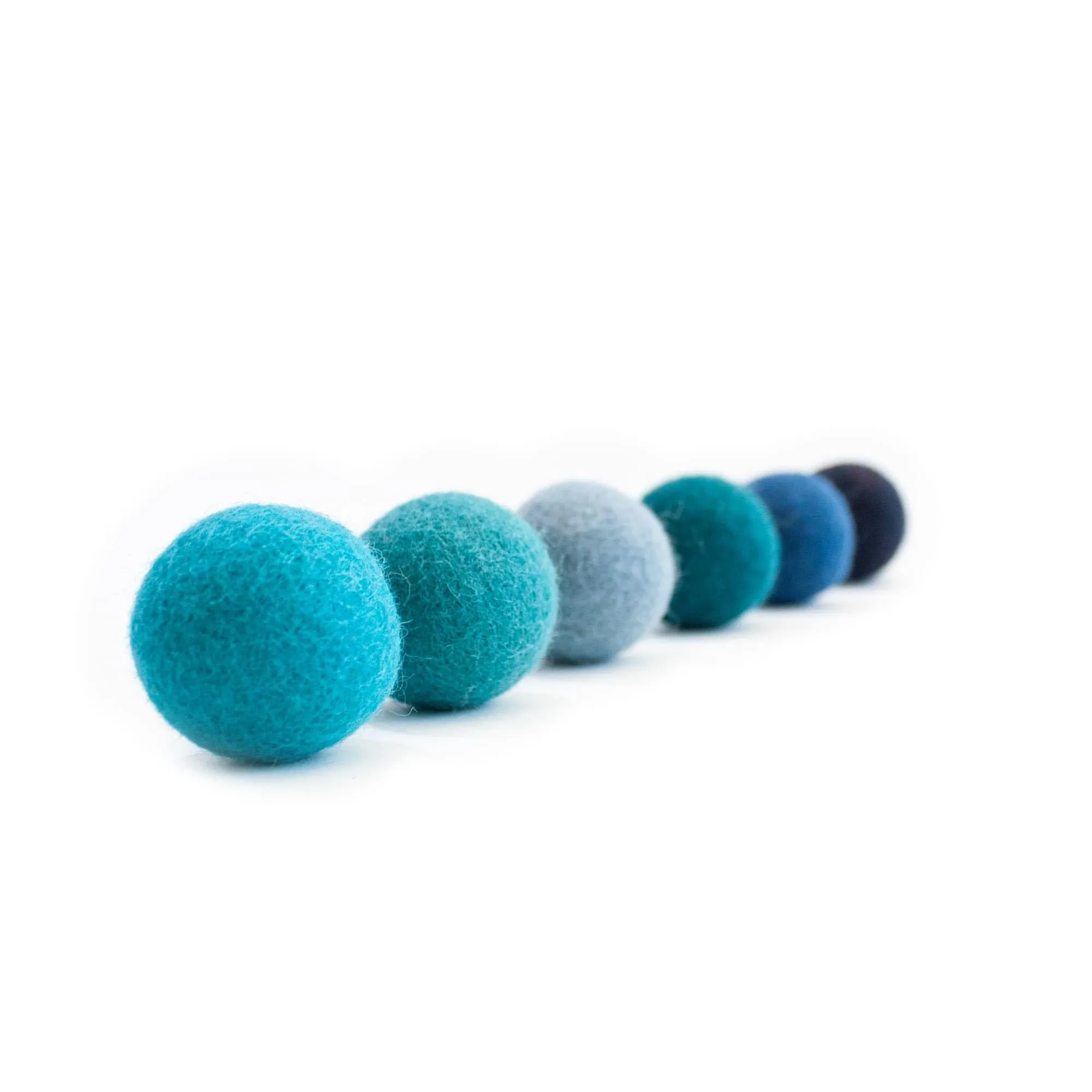 LucyBalu® Ocean Vibes Set 6 palline in feltro di lana per gatti I Blu - immagine 7