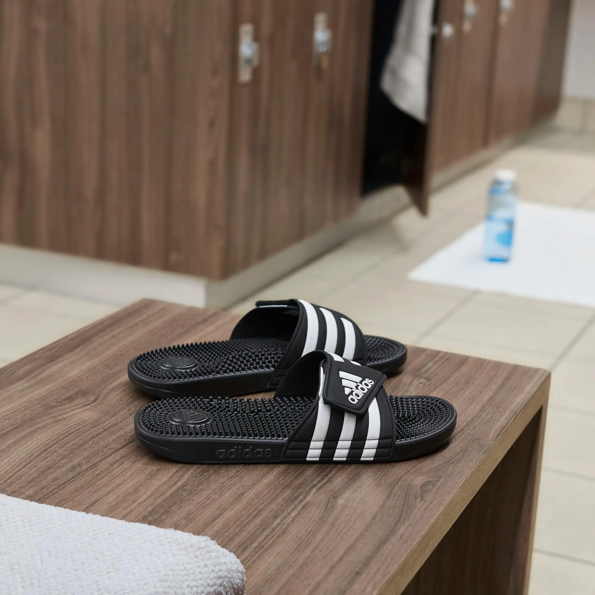 adidas Unisex - Adulto Adissage Slides Slipper, Core Black / Cloud White / Core Black, 50 EU - immagine 3