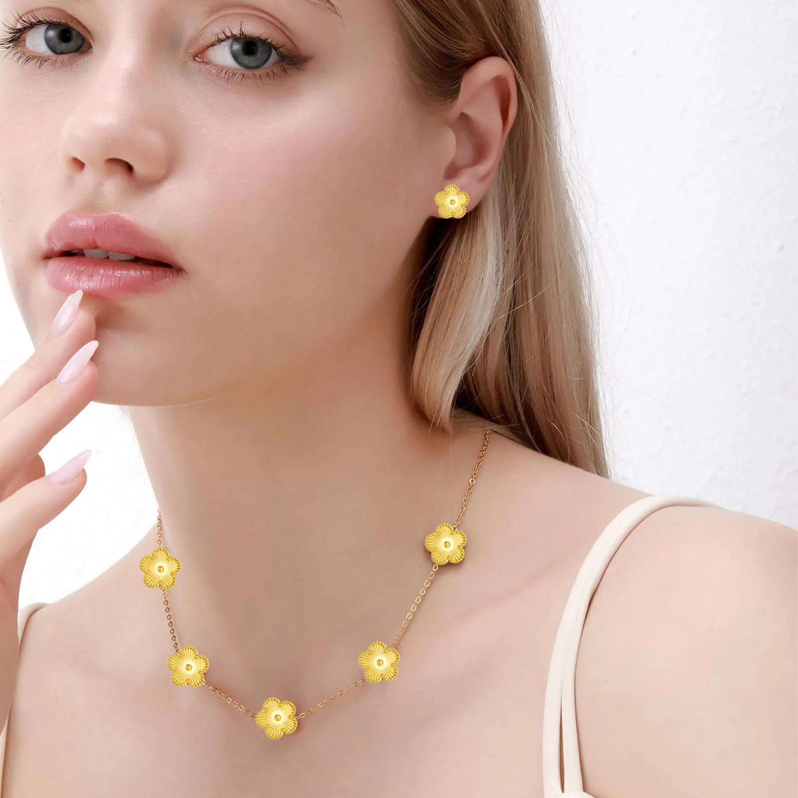 XIWCAFC Parure Gioielli Quadrifoglio da Donna 18K Placcato Oro Acciaio Inossidabile Fortunato Quadrifoglio Collana Orecchini Bracciali Set di Gioielli Sposa Regalo Dirndl Gioielli (Oro) - immagine 6