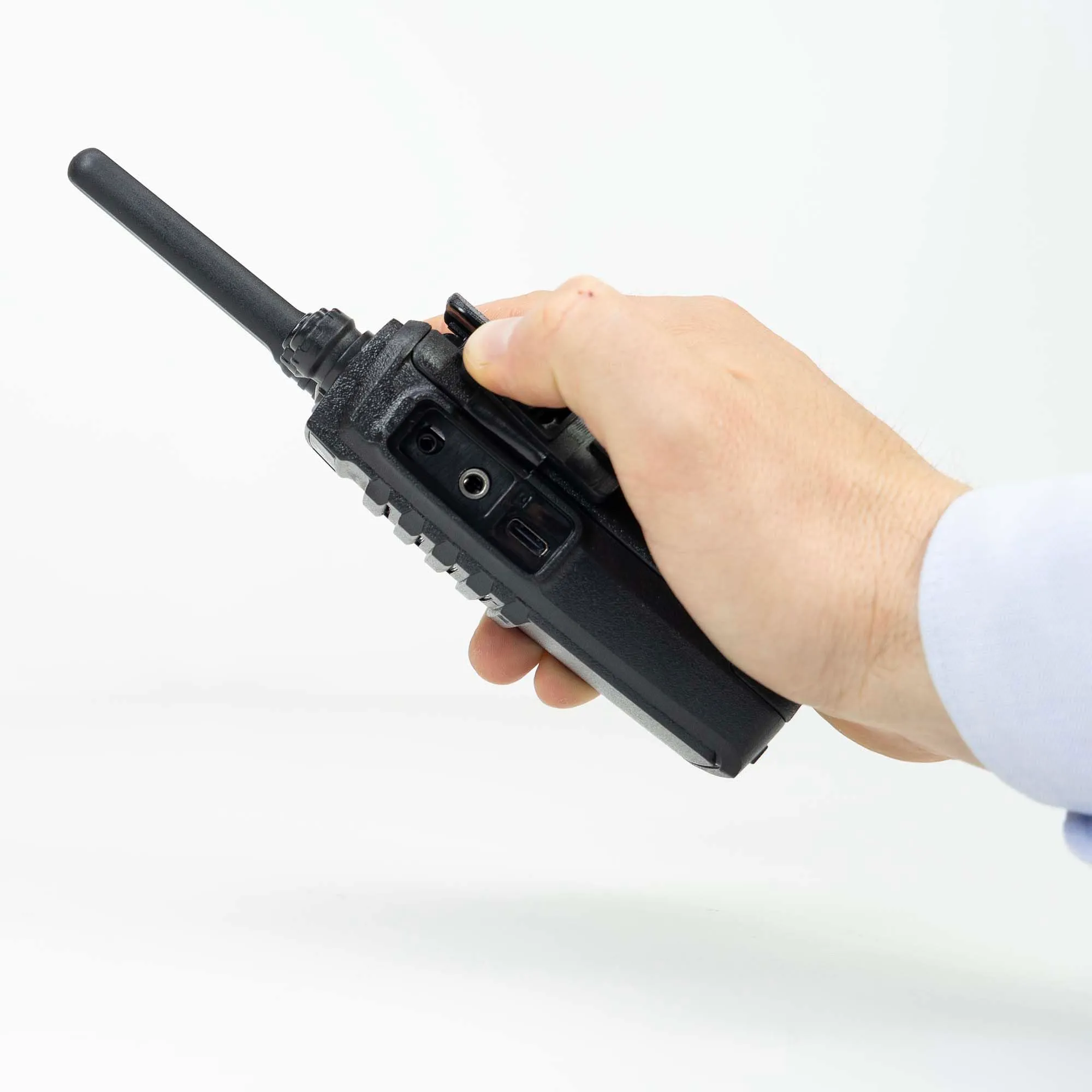 Stazione radio portatile PNI DPMR R41 PRO 0.5W, 16CH, VOX, programmabile, 1500mAh, cuffie con microfono incluso - immagine 3