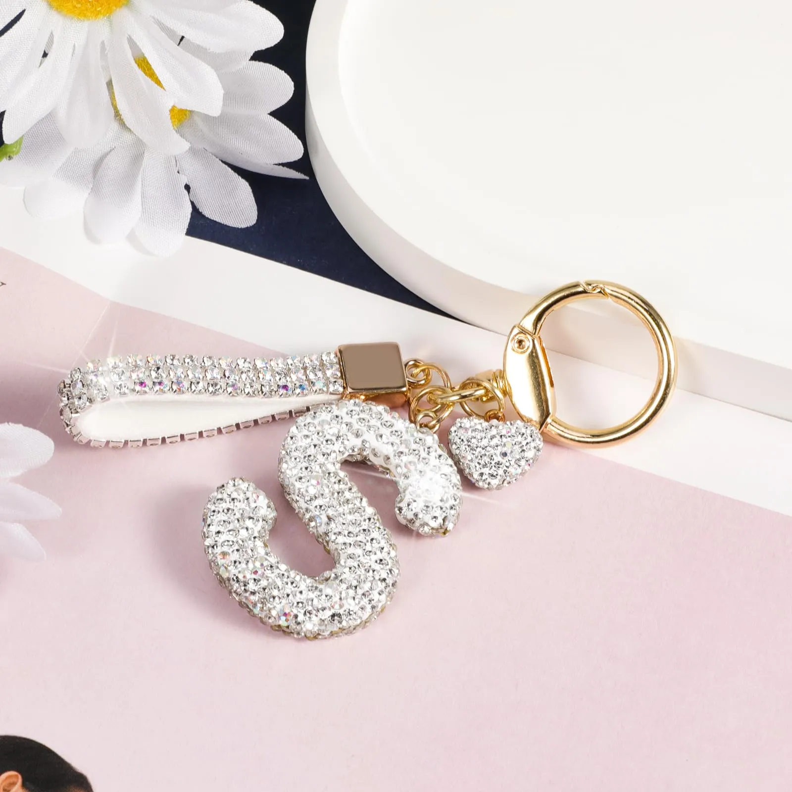 MWOOT Cristalli Lettera Portachiavi S, Carini Keyring Ciondoli con Nome, Iniziale Anelli Portachiavi Donna, Casa Nuova Accessori Macchina Auto Keychain Regalo Amica Compleanno - immagine 2