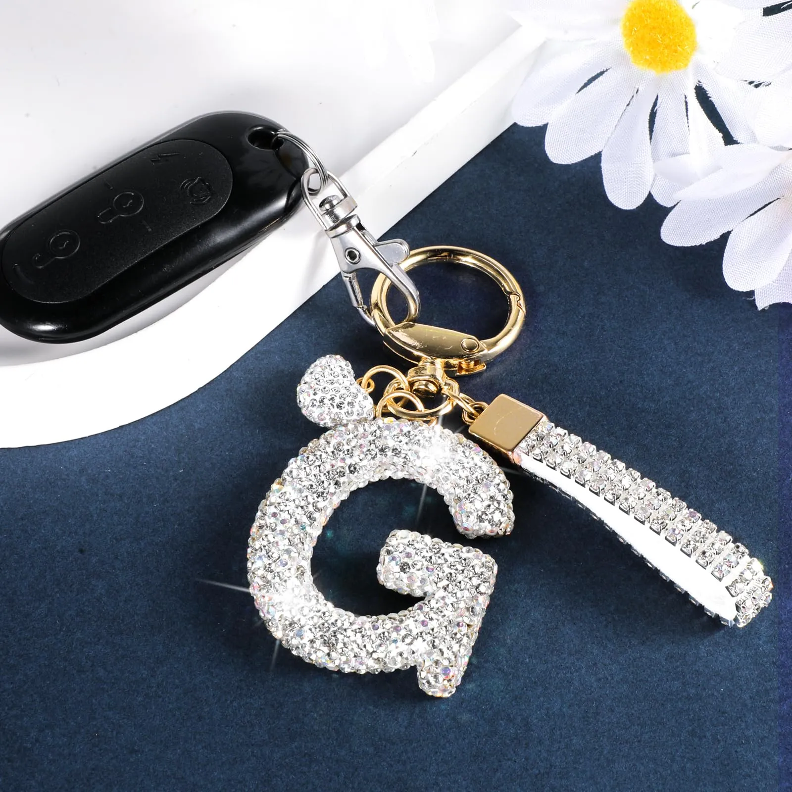 MWOOT Portachiavi a forma di lettera con cristalli, grazioso portachiavi con nome, anello con iniziale, da donna, accessorio per auto, regalo per amici, compleanno (G) - immagine 4