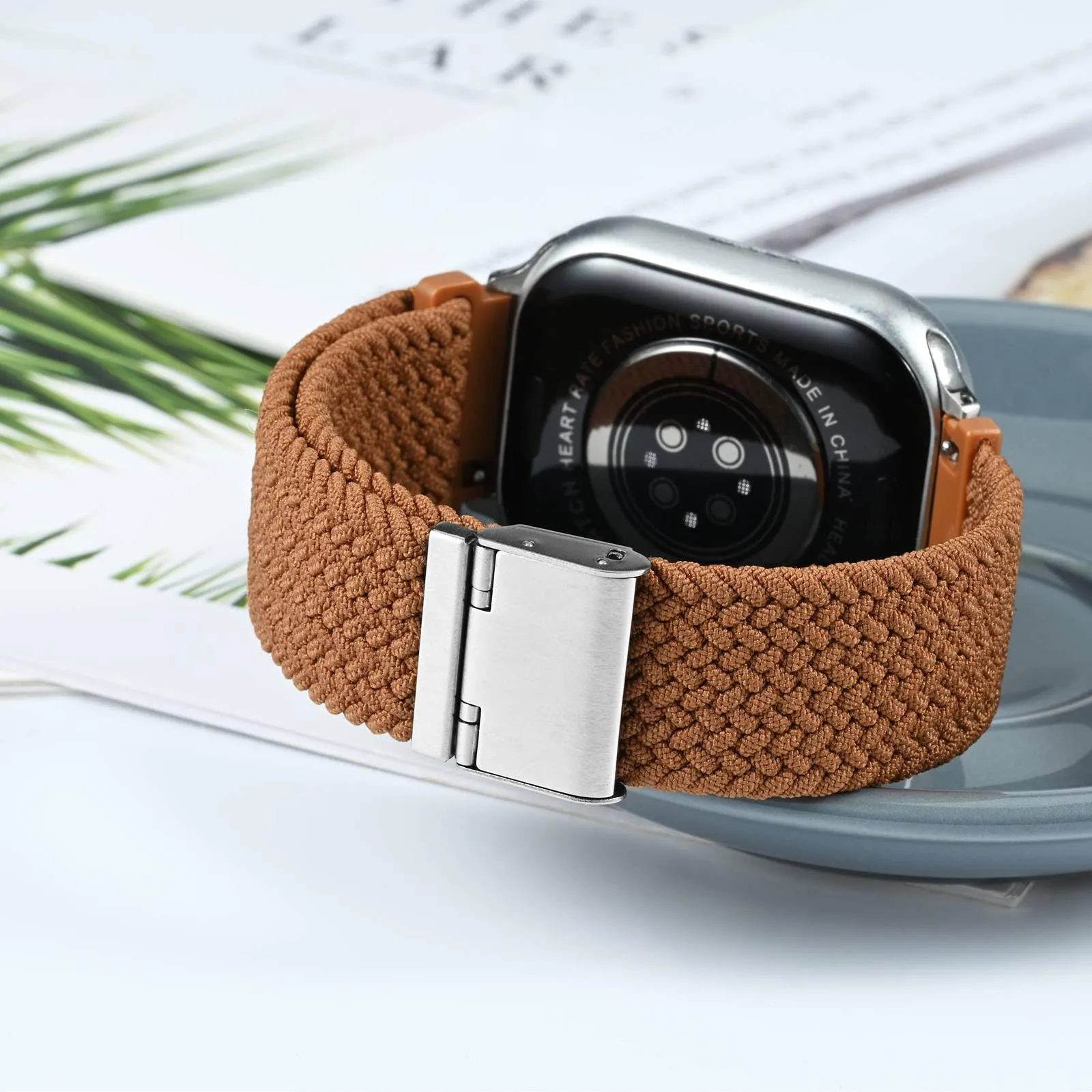 WOCCI 18mm Intrecciato Nylon Cinturino per Orologio da Uomo e da Donna, Regolabile Fibbia Argento (Marrone) - immagine 2
