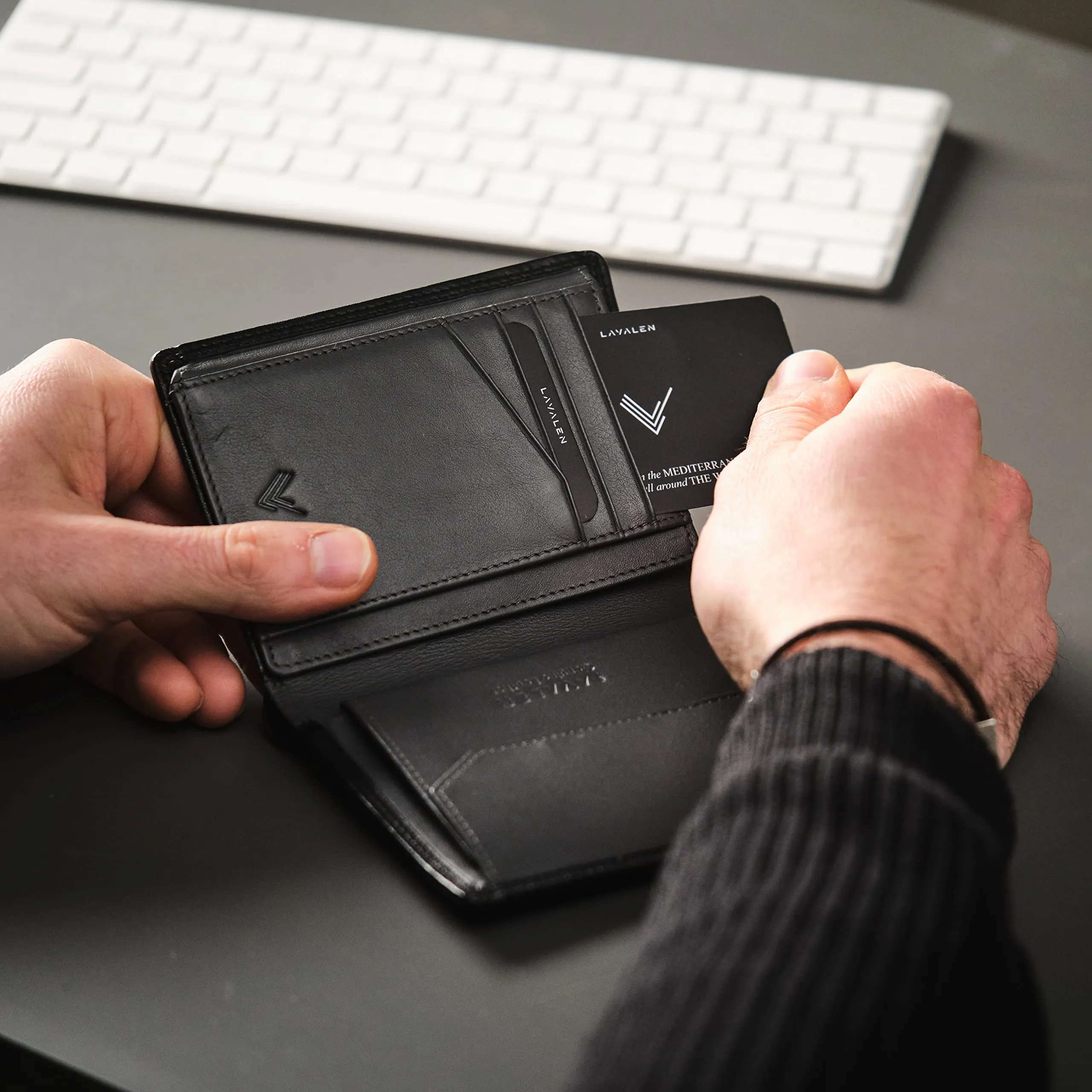 Portafoglio Verticale Uomo Slim Vera Pelle RFID Porta Carte Portamonete - immagine 4