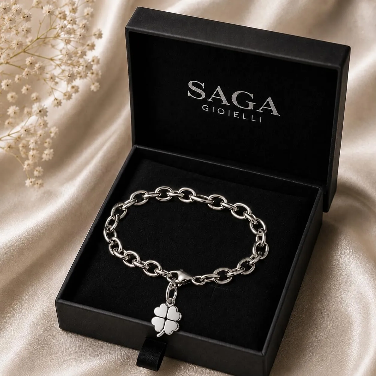 SAGA GIOIELLI® Bracciale Donna in Acciaio Portafortuna – Ciondolo a Scelta: Quadrifoglio, Coccinella o Ferro di Cavallo – Confezione Regalo Inclusa (QUADRIFOGLIO) - immagine 5