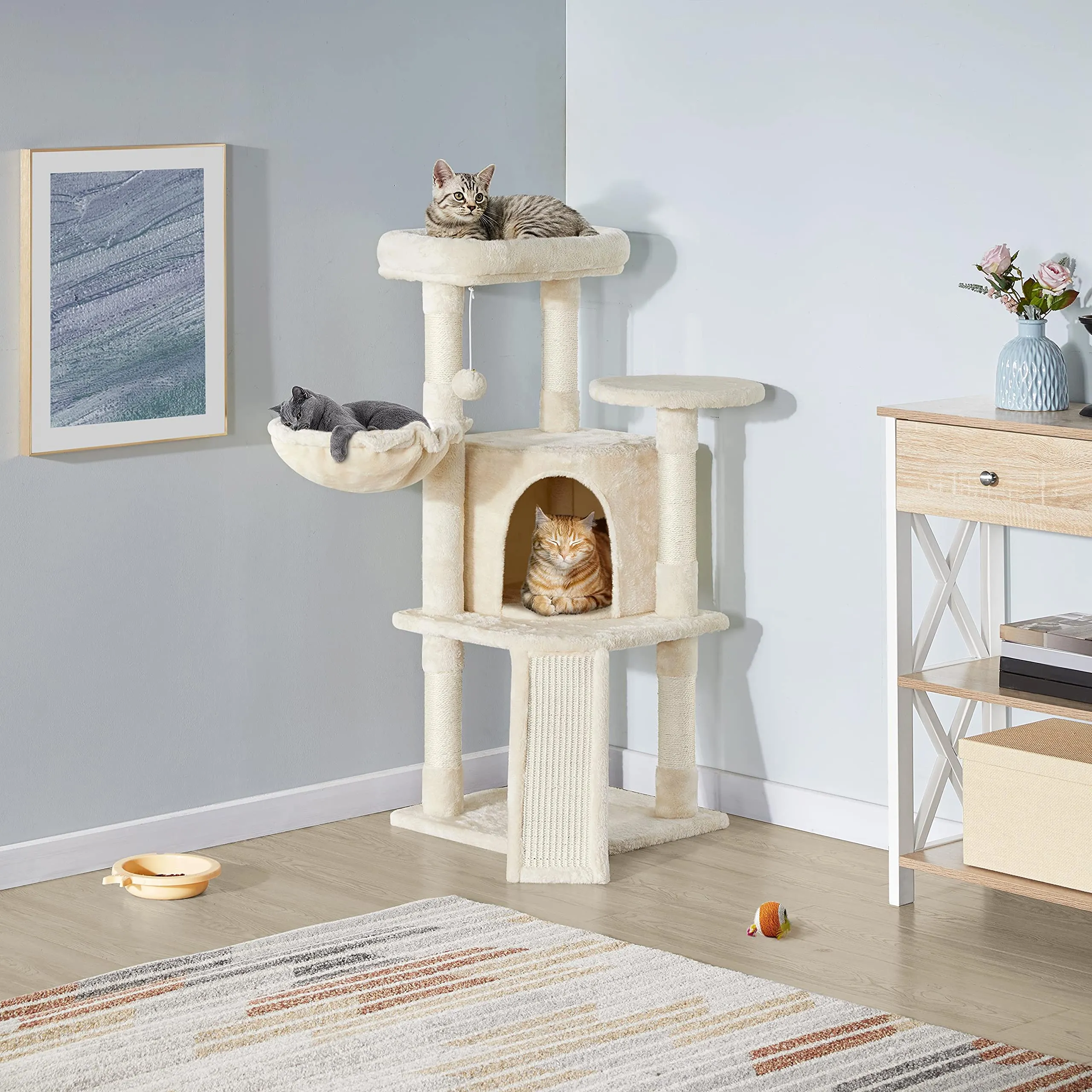 Yaheetech Albero Tiragraffi per Gatti con Ampio Trespolo Grande Cesto e Grotta, Rampetta Graffiatoio e Pali in Sisal, 43,5 x 43,5 x 106 cm, Beige - immagine 3