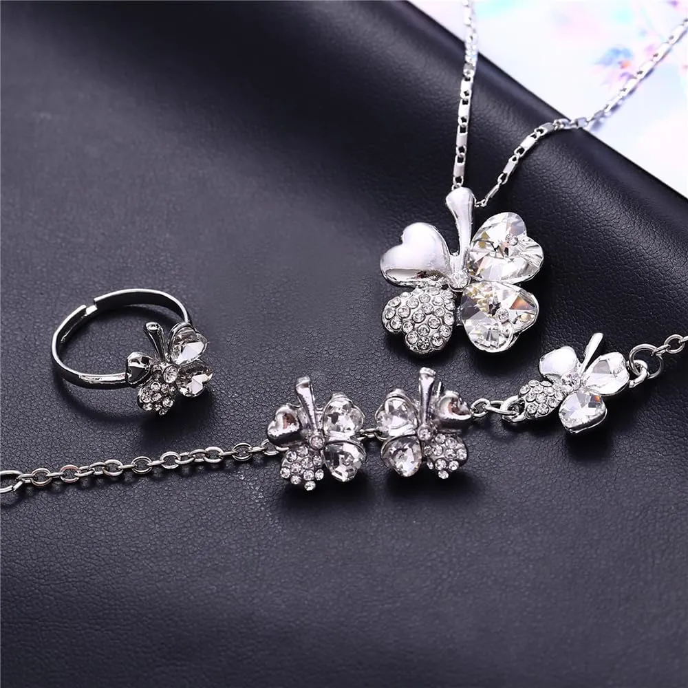 XFSRG Parure Gioielli Donna con Collana Quadrifoglio Portafortuna Orecchini e Bracciale con Ciondolo in Cristallo Elegante per Matrimoni e Feste (Argento) - immagine 3
