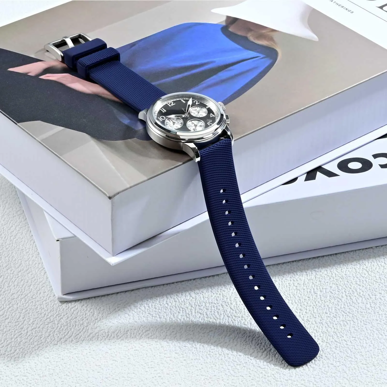 ANNEFIT Cinturino per Orologi in Silicone per Uomo Donna con Fibbia Argento, Cinturini 21mm in Gomma Morbida con Sgancio Rapido (Blu Navy) - immagine 8