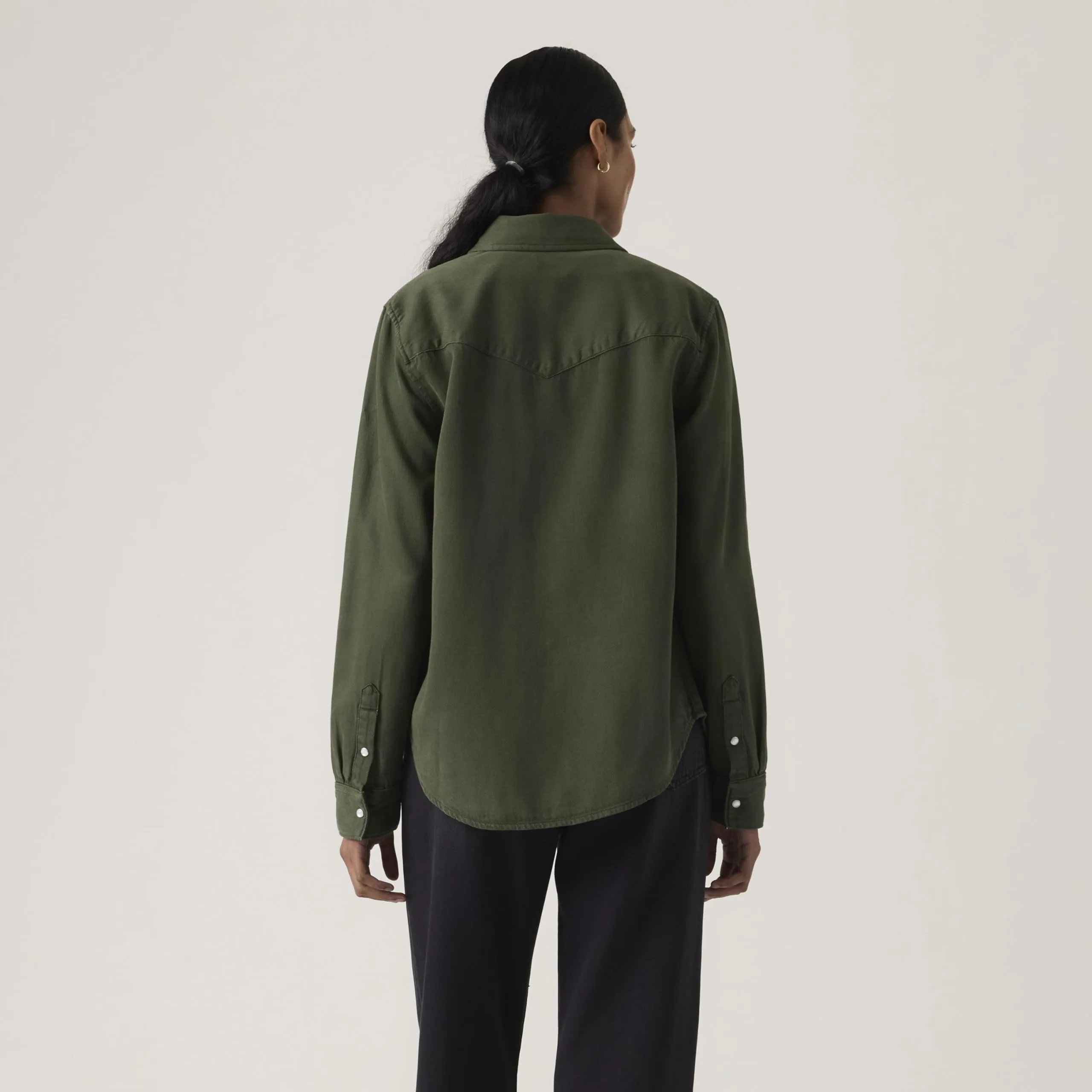 Levi's Iconic Western - Camicia a bottone basso, Deep Depths GD, M da donna - immagine 2