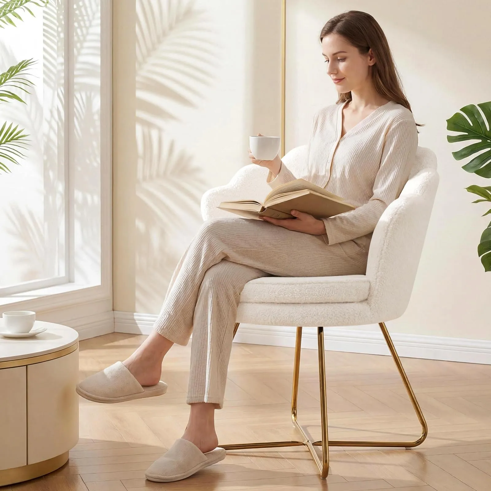 Hellove Sedia Trucco, Poltrona Conchiglia in Teddy con Placcato Oro Metallo Gambe, Moderno Poltrona Salotto con Seduta Morbida Imbottita per Camera da letto/Soggiorno/Vanità, Blanco - immagine 3