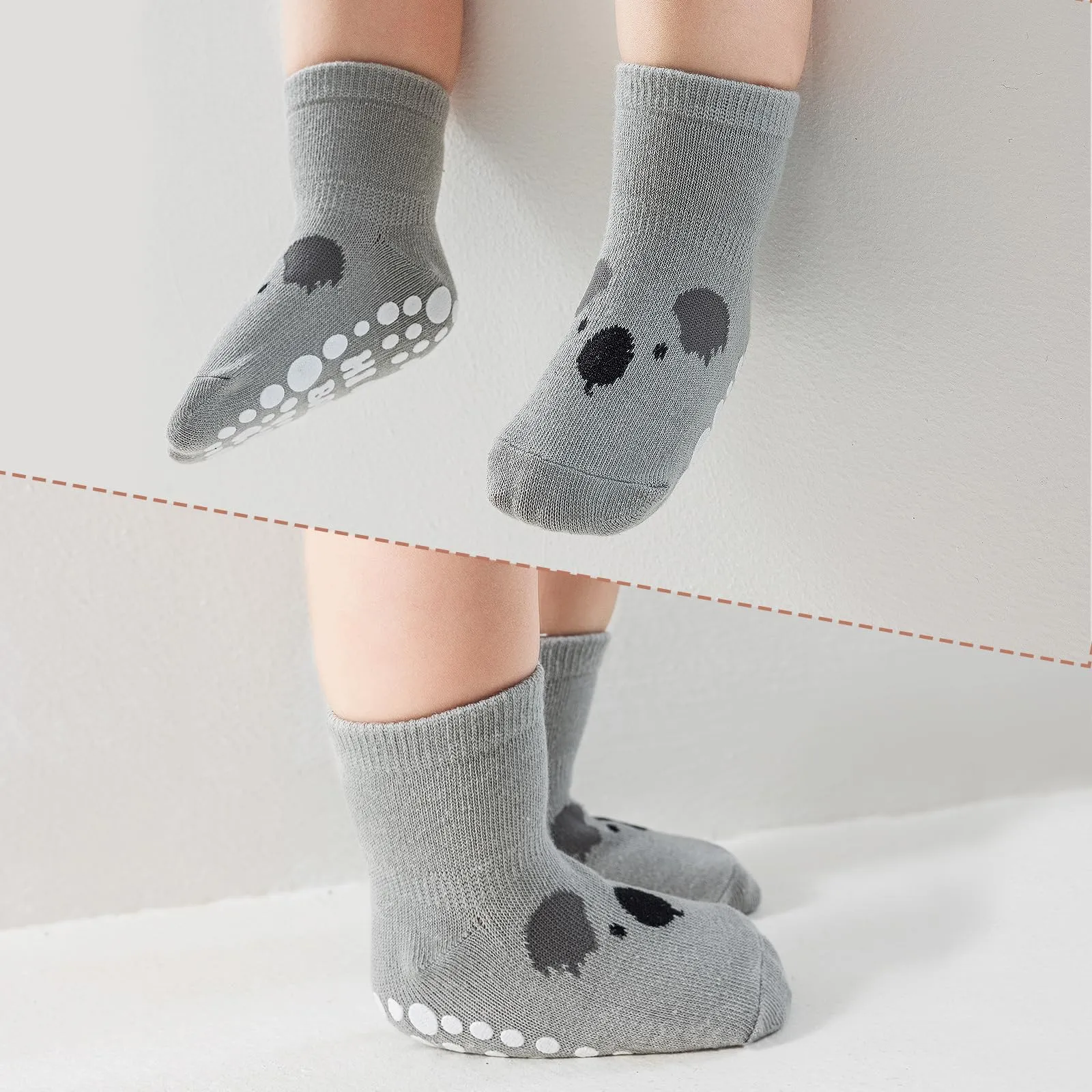 SockWaddles calzini antiscivolo bambino, 5 paia di calzini neonato in cotone traspirante con suola ABS, calze gattonanti per bambini e bambine con animali, 3-5 anni - immagine 2
