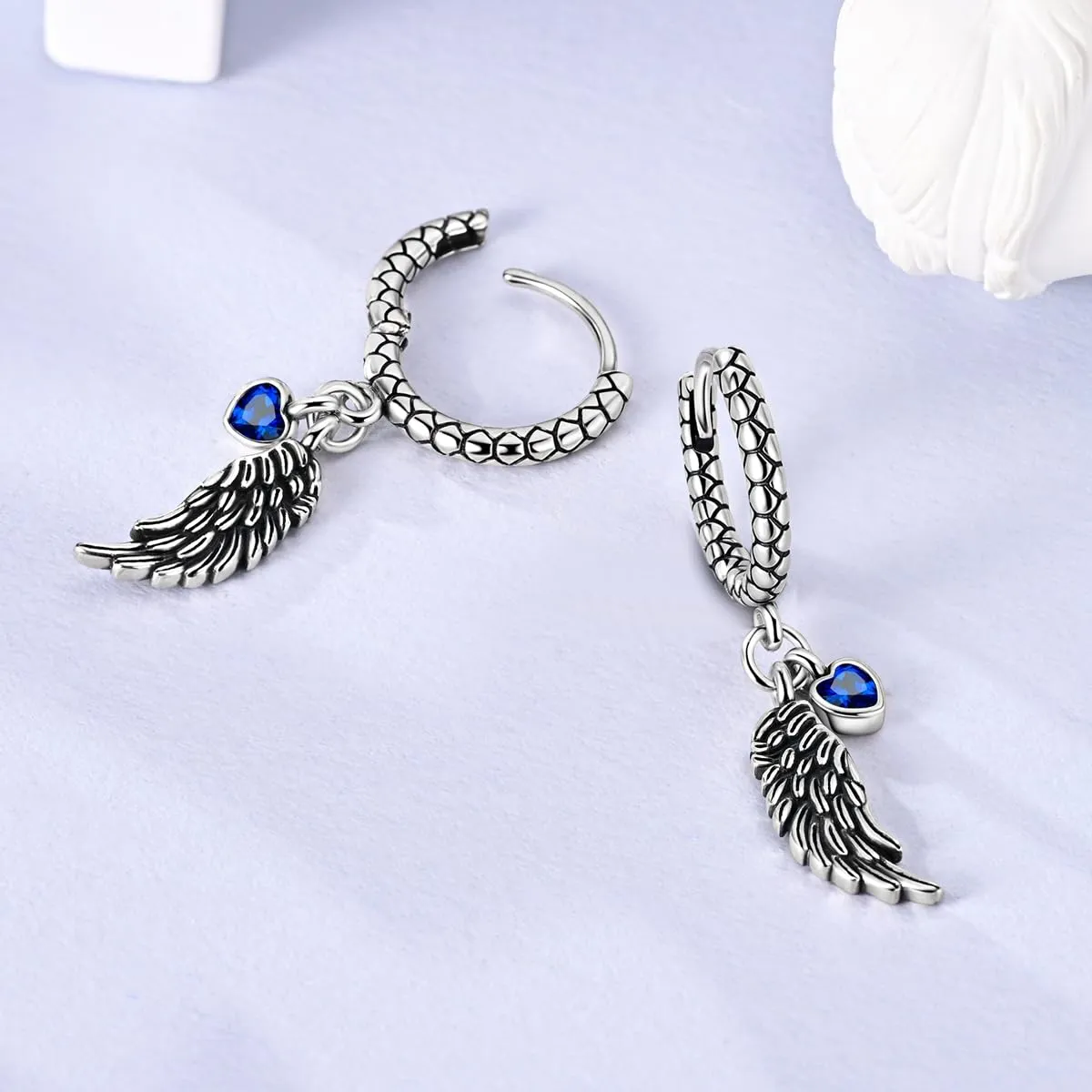 QIKAOLA S925 Orecchini in argento da donna Orecchini a cerchio ipoallergenici Orecchini Huggie con zirconia cubica - immagine 3