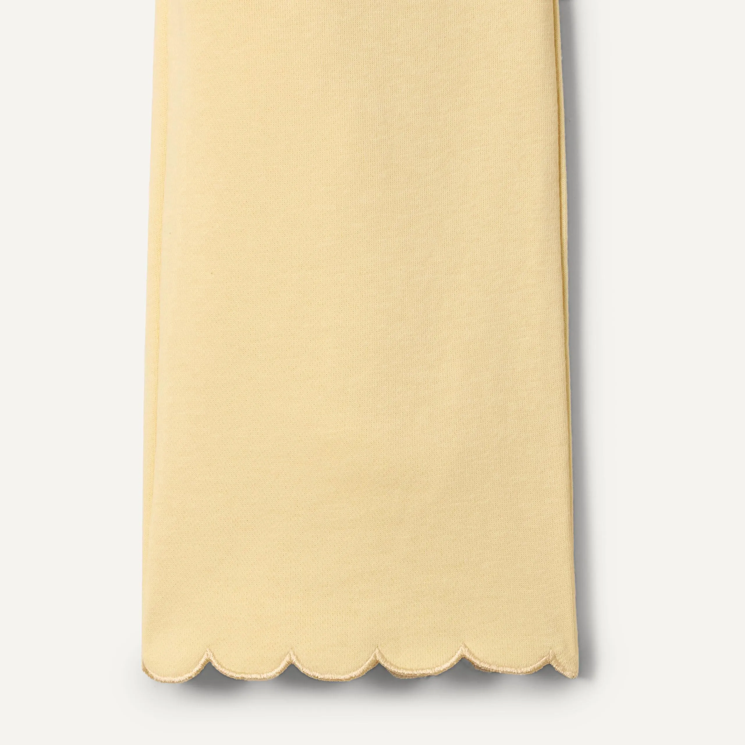 Amazon Essentials Sofia Grainge, Set di Pantaloni e Top in Spugna Francese, da Bambina, Giallo Burro, 3-6 Mesi - immagine 3