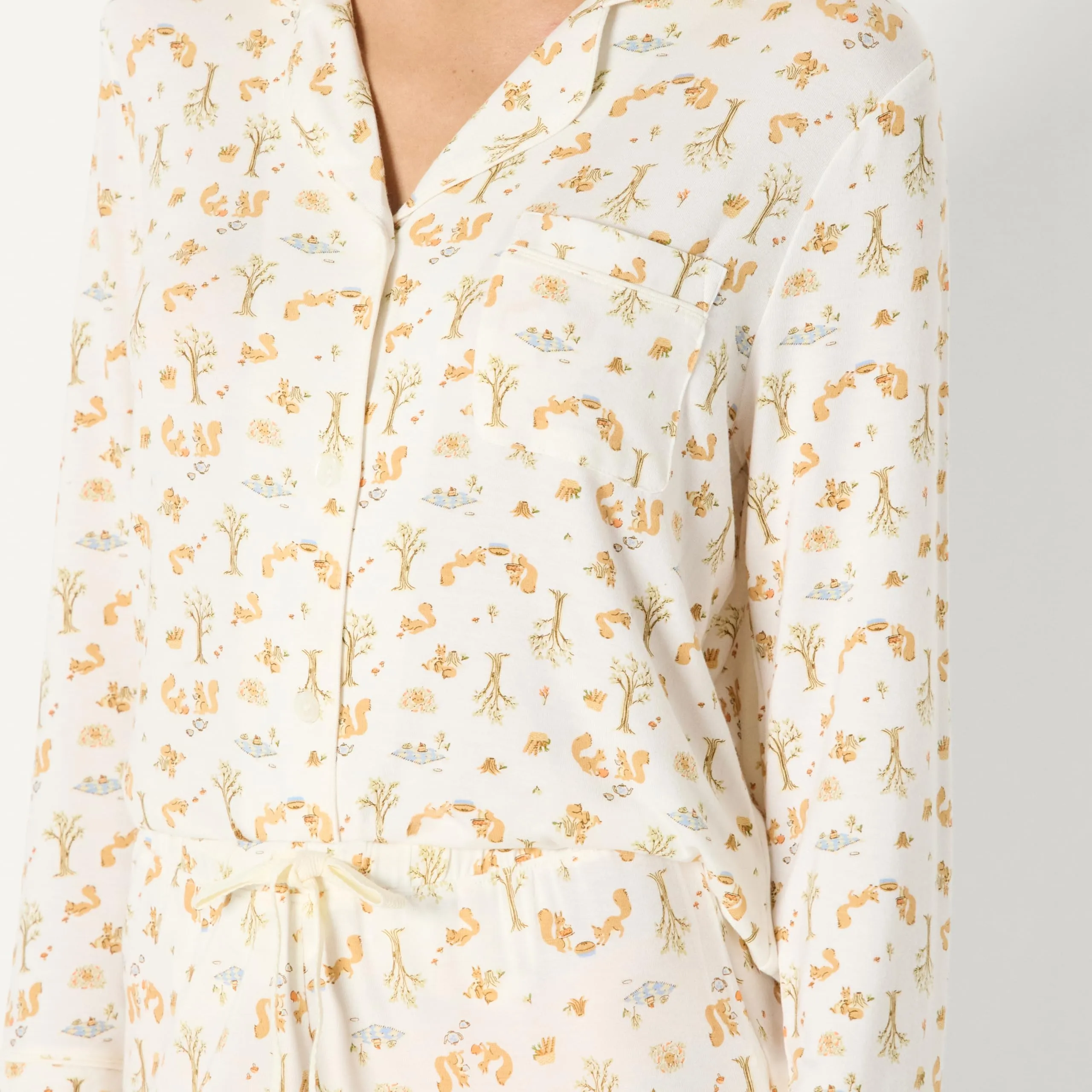 Amazon Essentials x Sofia Grainge Set Pigiama Donna, Avorio Picnic con Scoiattoli, XXL - immagine 3