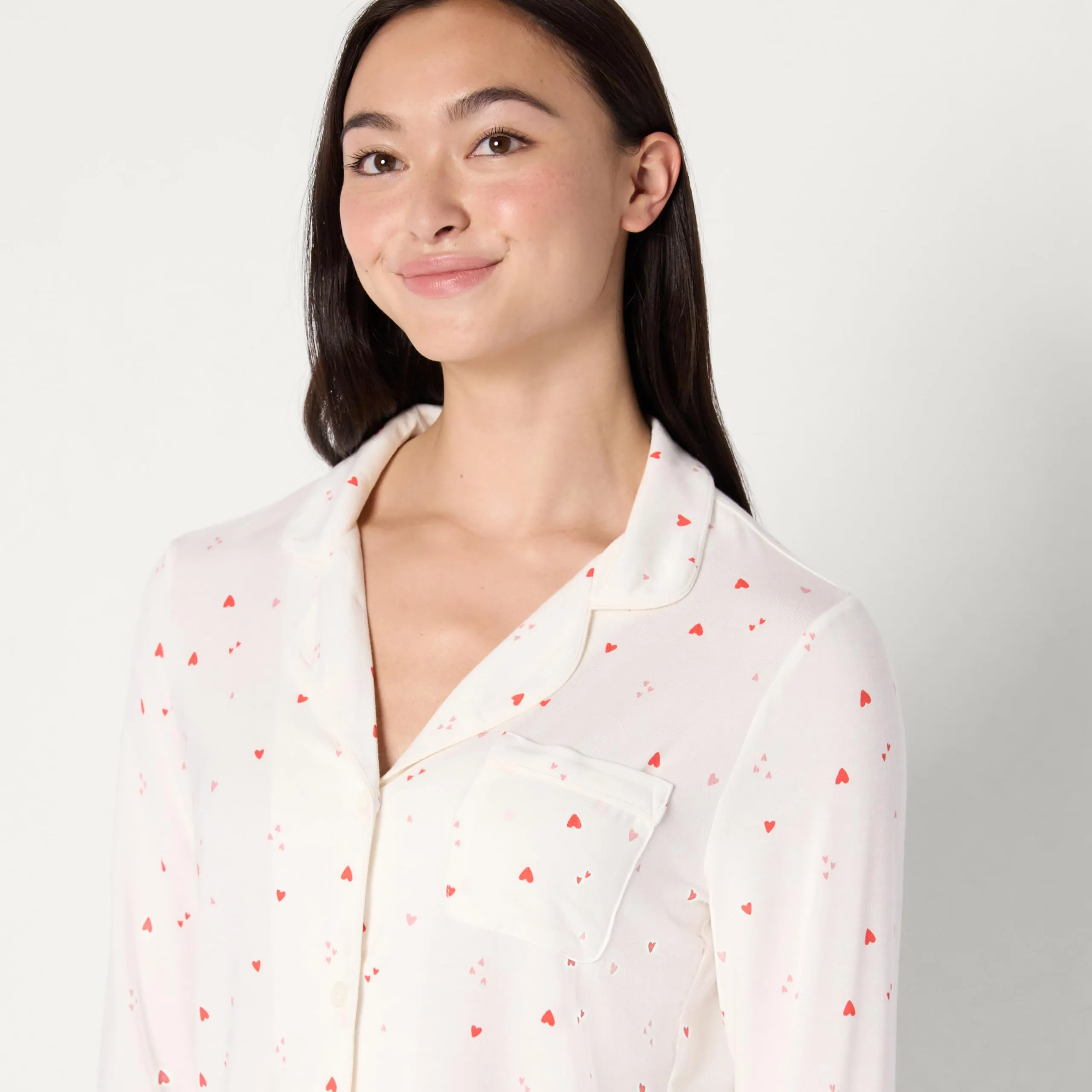 Amazon Essentials X Sofia Grainge - Pigiama Unisex da Donna, con Cuori, Colore: Avorio, XS - immagine 3