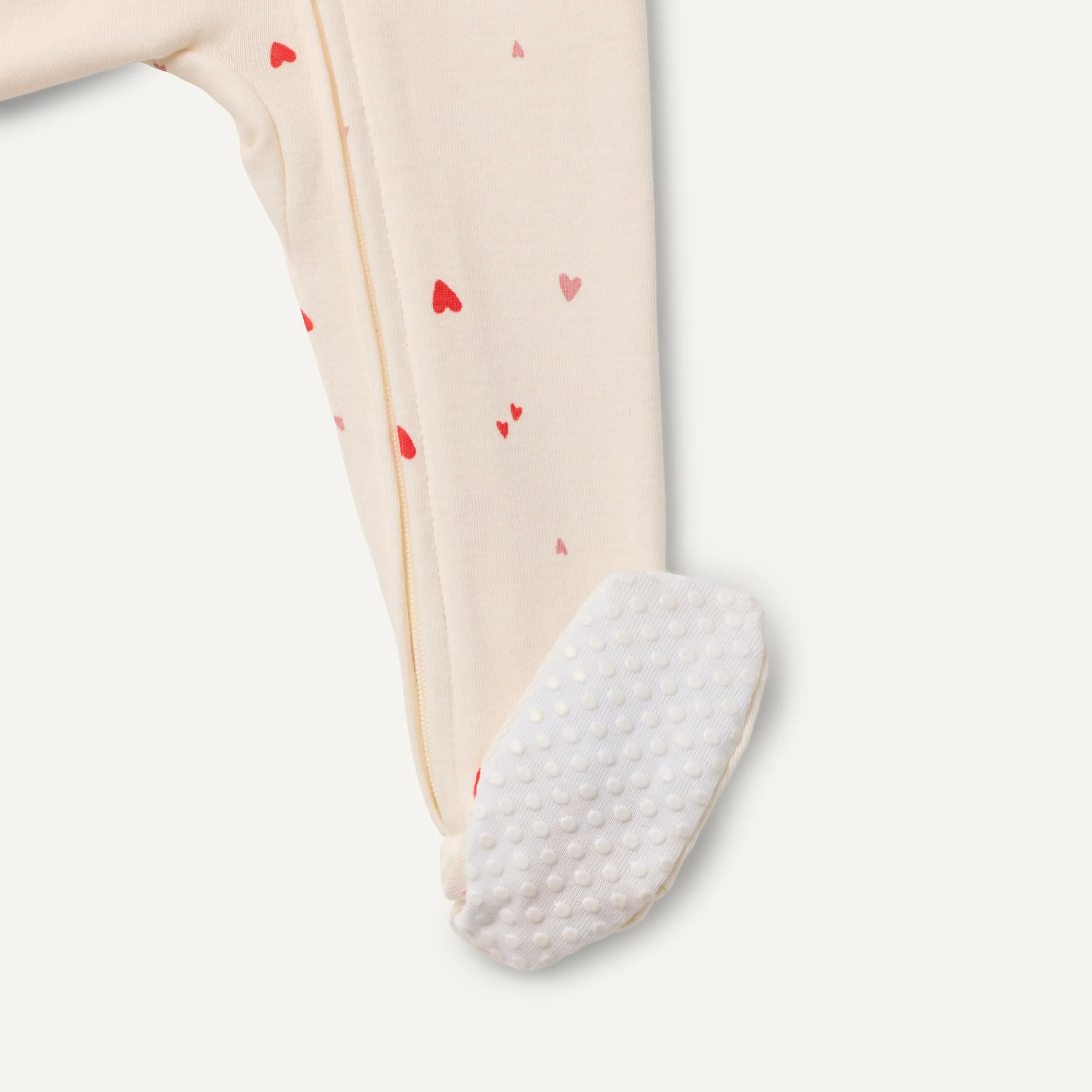 Amazon Essentials x Sofia Grainge Pigiami con Piedi Attillati in Cotone Unisex Bambini e Ragazzi, Pacco da 2, Cuori Multipli/Rosato, 4 Anni - immagine 3