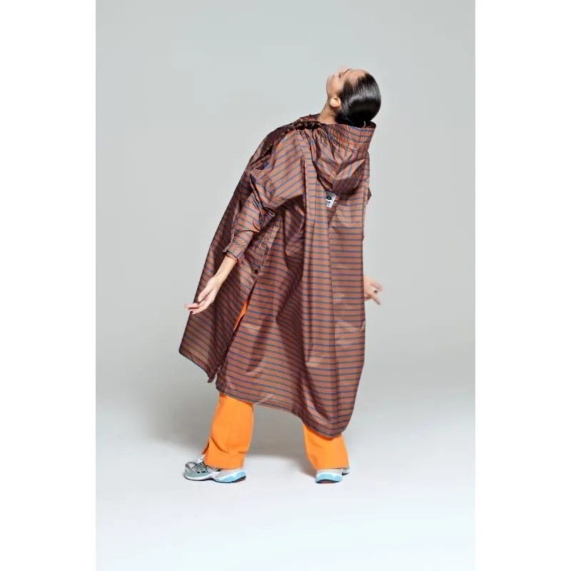 Rainkiss Poncho antipioggia per adulti, impermeabile, senza PFAS, taglia unica, marrone/blu, 100% poliestere riciclato, design: Breton Blue, marrone, taglia unica - immagine 2