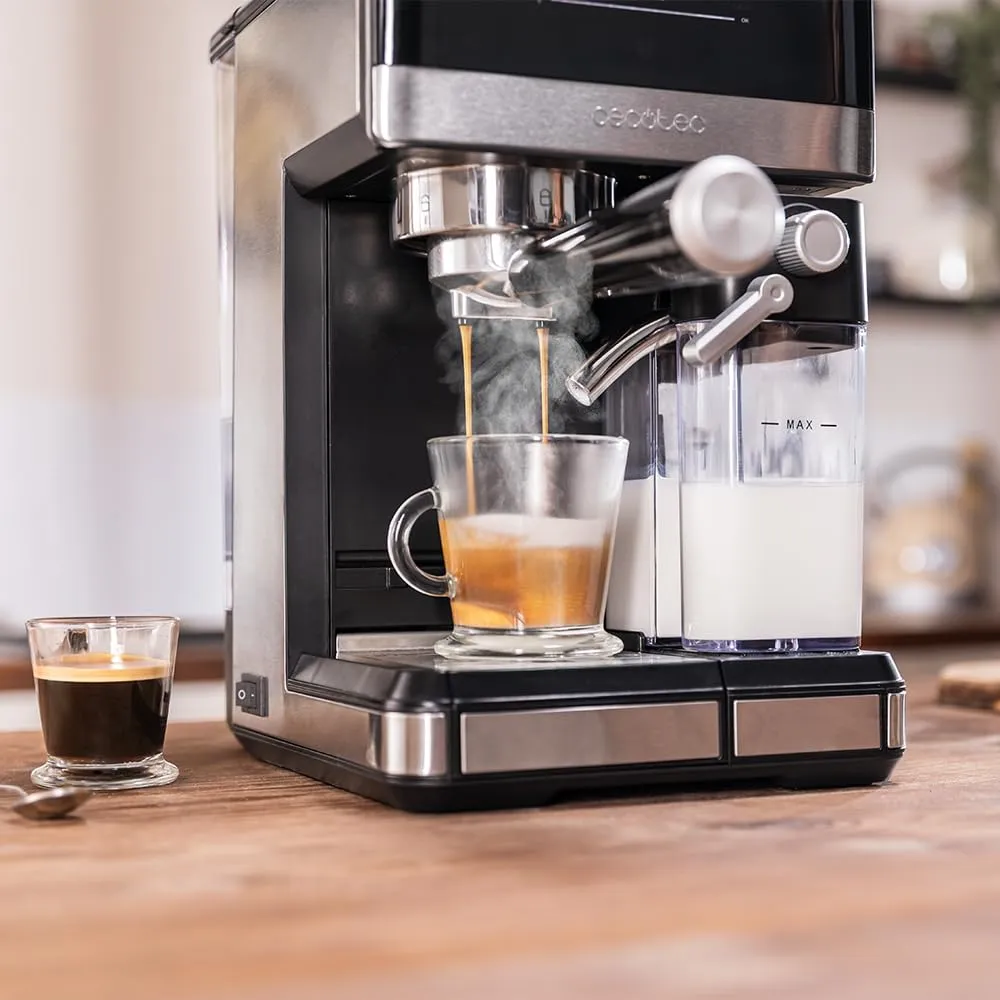 Cecotec Macchina Espresso Power Espresso 20 Touch & Cream Pastiglie Decalcificanti. 1350W, 20Bar, Display Touch Ricettario, Schiumatore, Thermoblock, Serbatoio Latte 500ml, Acqua 1.8L, Autopulizia - immagine 9