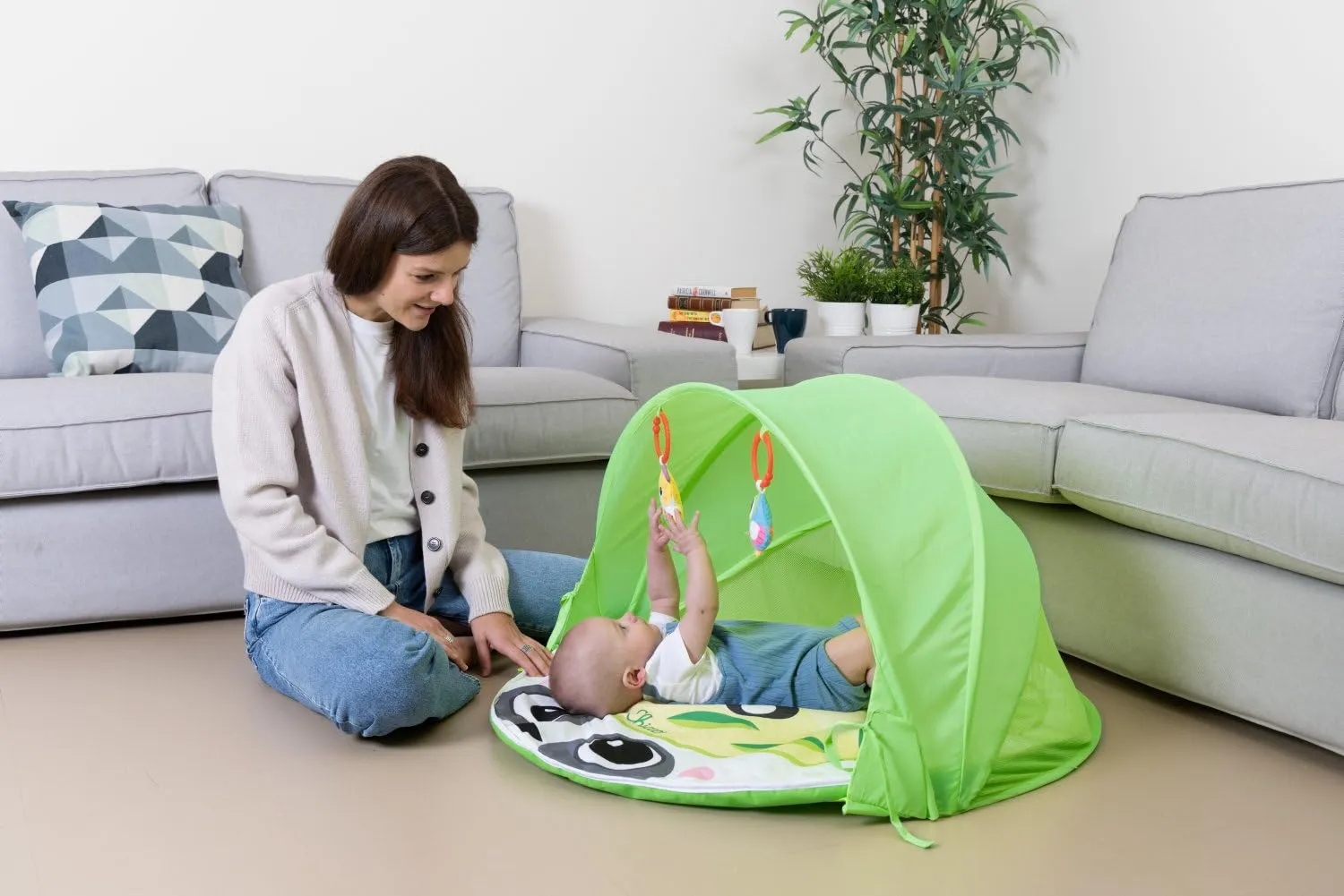 Chicco Palestrina Magic Forest, Palestrina Neonato con Morbido Tappeto a Tema Panda, Tettuccio Pieghevole e Rimovibile, con Rete Traspirante, per Uso Interno ed Esterno, Giochi Neonato 0+ Mesi - immagine 2