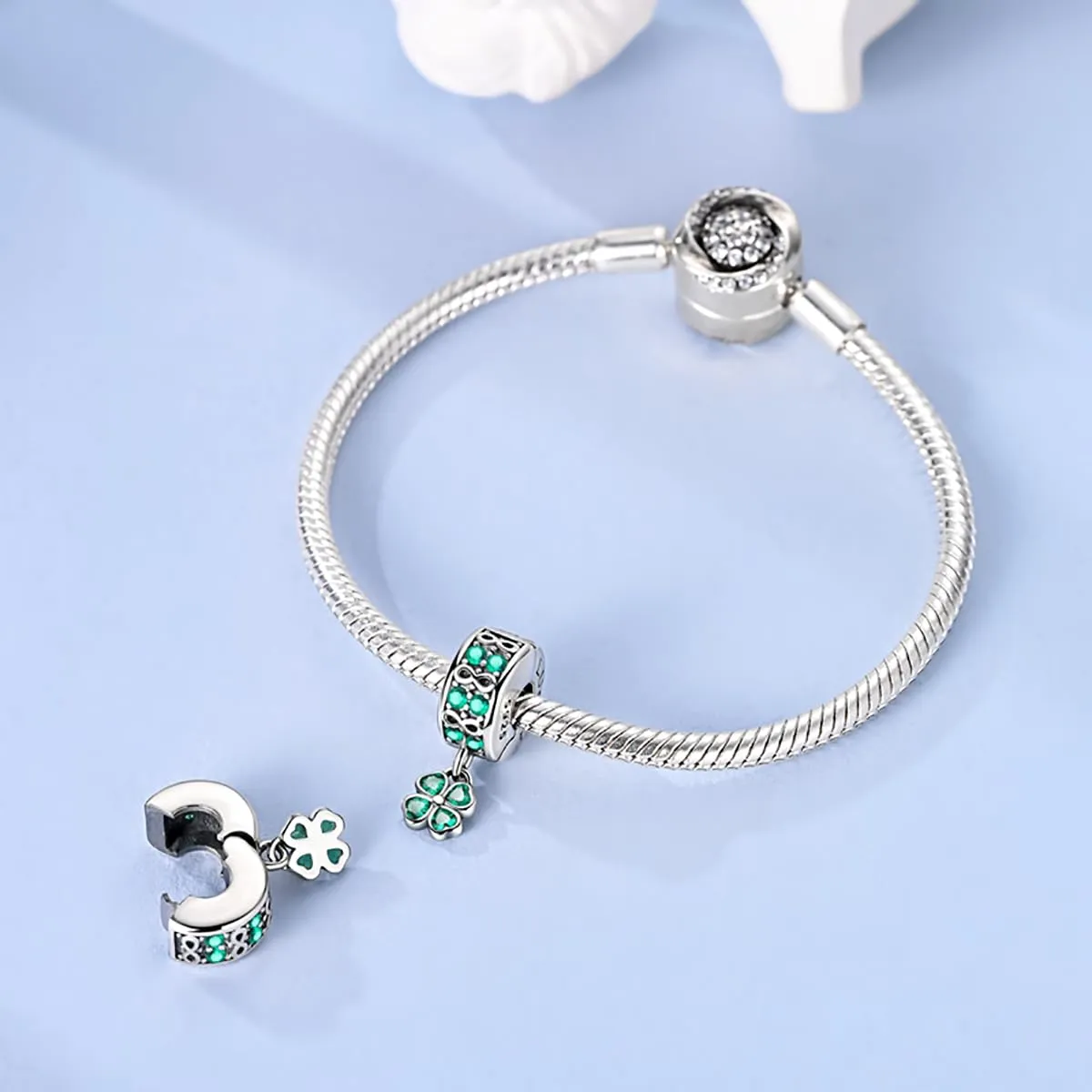 LNQOBU Clip/Stopper Charms per Bracciale Argento 925 Pave Cubic Zirconia Bead Stella Luna Farfalla Blu Gioielli Regalo per Donna - immagine 4