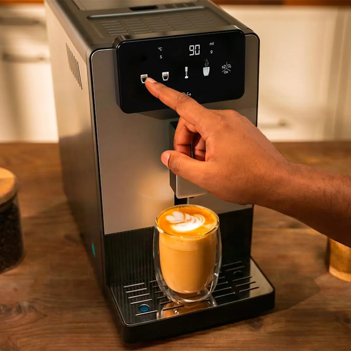 Cecotec Macchina da Caffè Superautomatica Cremmaet Steam. 1350W, 19Bar, 5 Livelli Macinatura, Serbatoio Chicchi 150g, Acqua 1.1L, Thermoblock, Vaporizzatore, Pulizia Automatica, Pannello Tattile - immagine 6