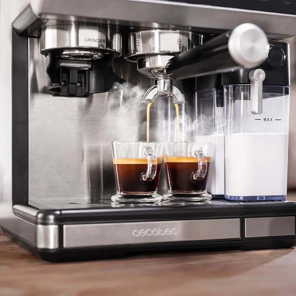 Cecotec Macchina da Caffè Espresso Barista Power Espresso 20 Barista Grind & Latte. 1350W, 20 Bar, Macinino Conico, Serbatoio Acqua 2.6L, 100g Caffè e 500ml Latte, Schermo Tattile, Autopulizia - immagine 7
