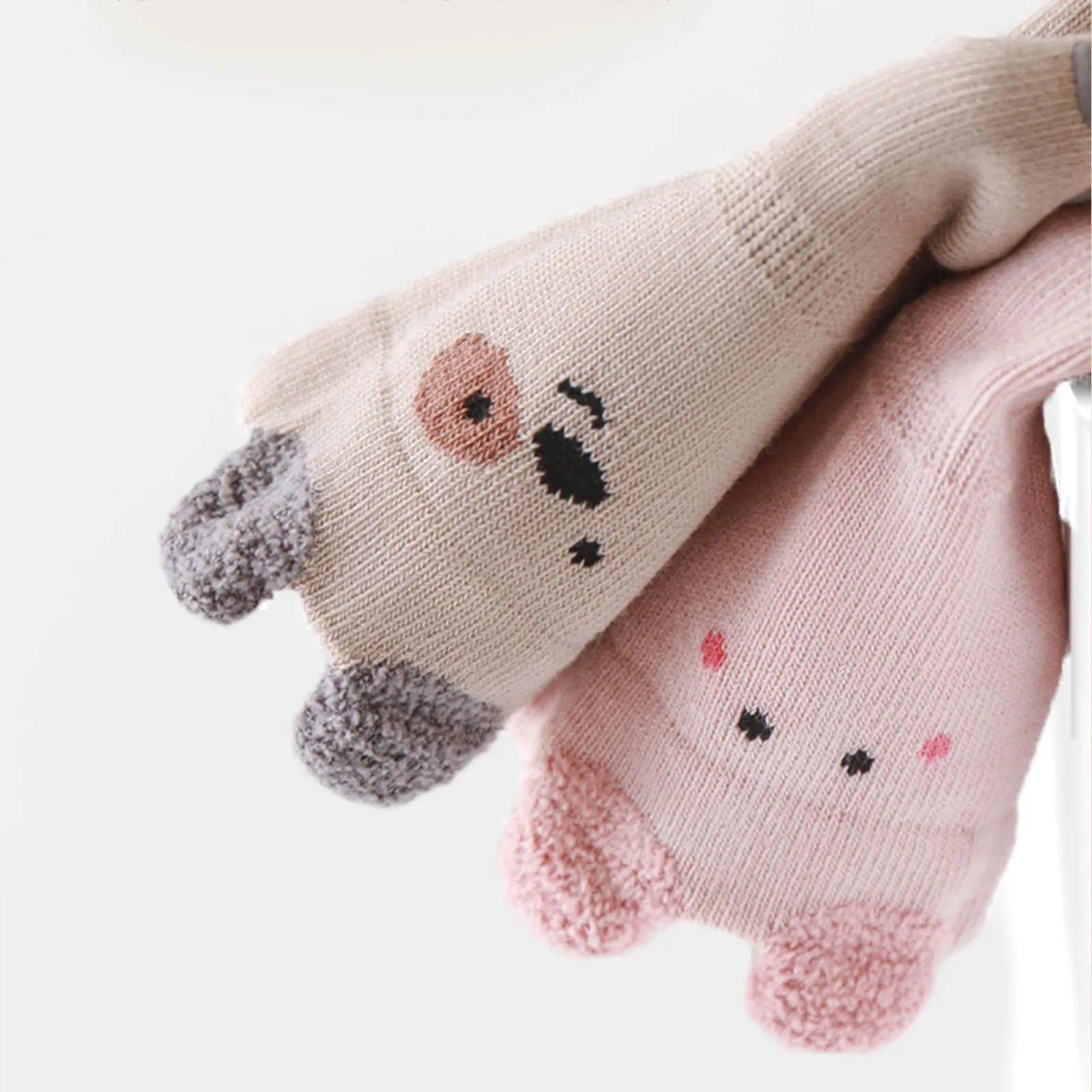 QIYIENDIAN Calzini antiscivolo per bambini in cotone 5 paia calzini neonati animati（Khaki puppy，3-5Y - immagine 4