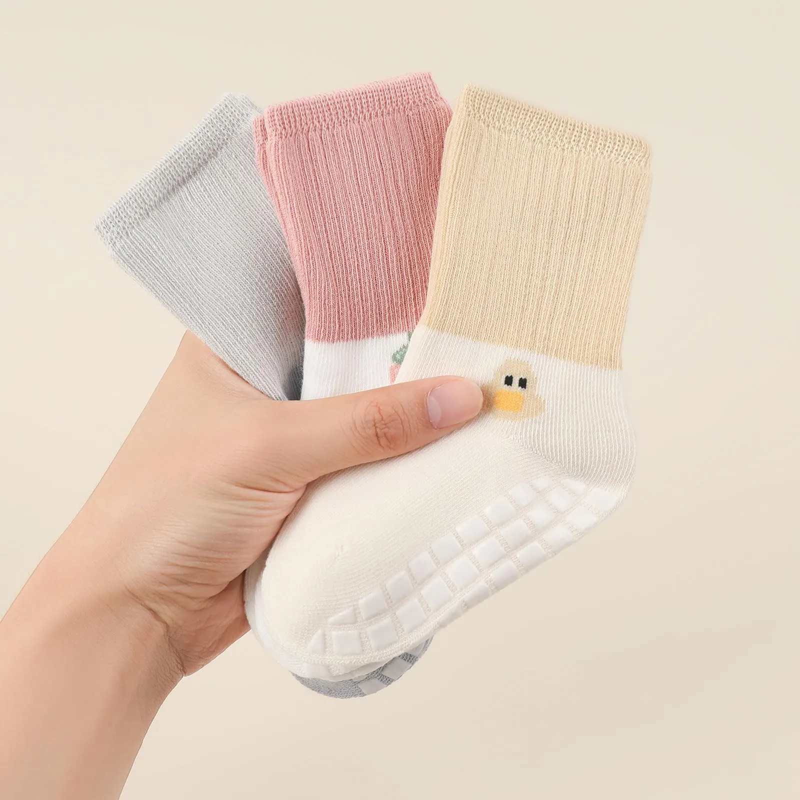 QIYIENDIAN Calzini antiscivolo per bambini in cotone 5 paia calzini neonati animati(Yellow duck,3-5Y - immagine 3