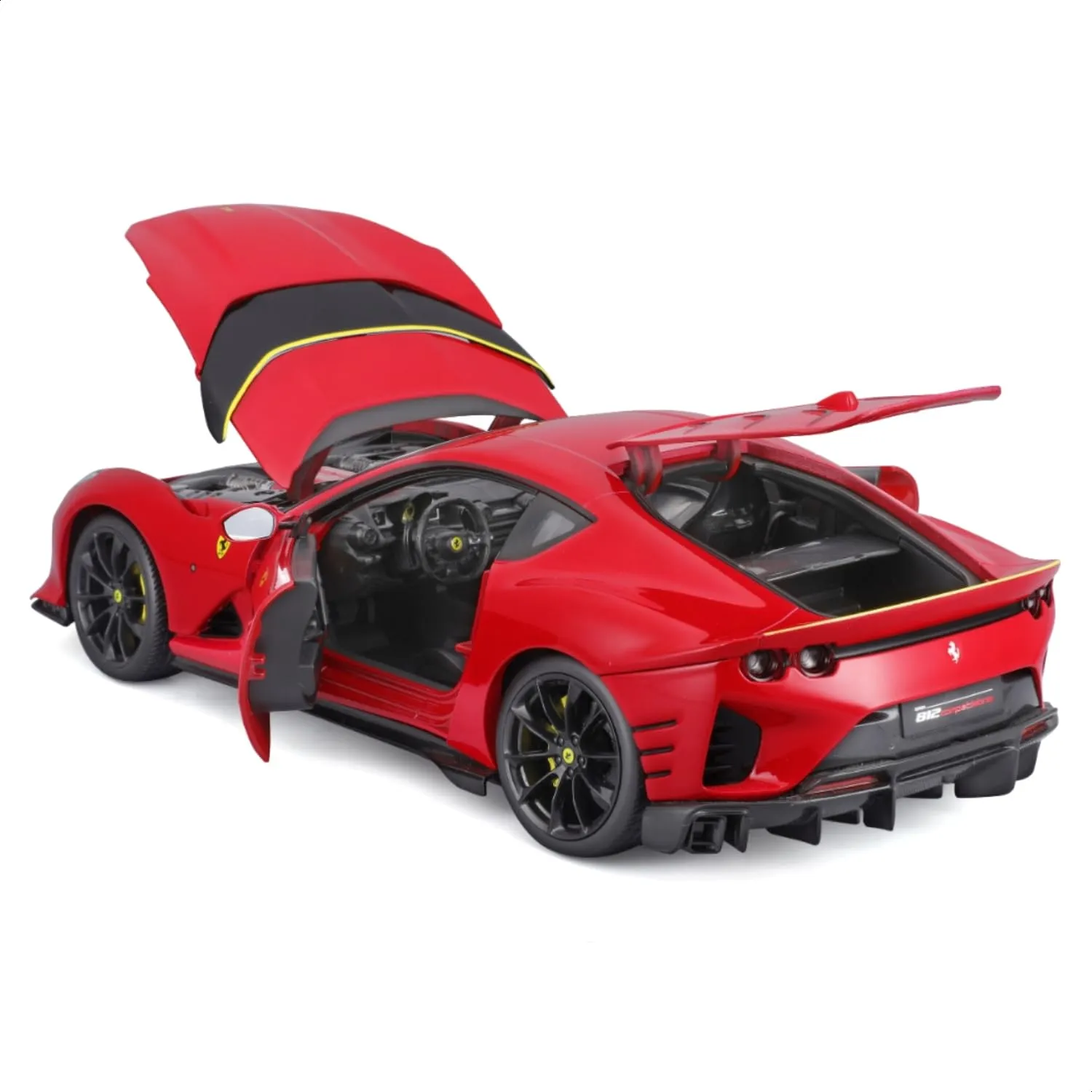 Bburago - Ferrari 812 Competizione 2021, Modellino Auto in Scala 1:18, Supercar Italiana ad Alte Prestazioni con Aperture Funzionali, Replica Dettagliata, Licenza Ferrari, Età Consigliata 36+ Mesi - immagine 3