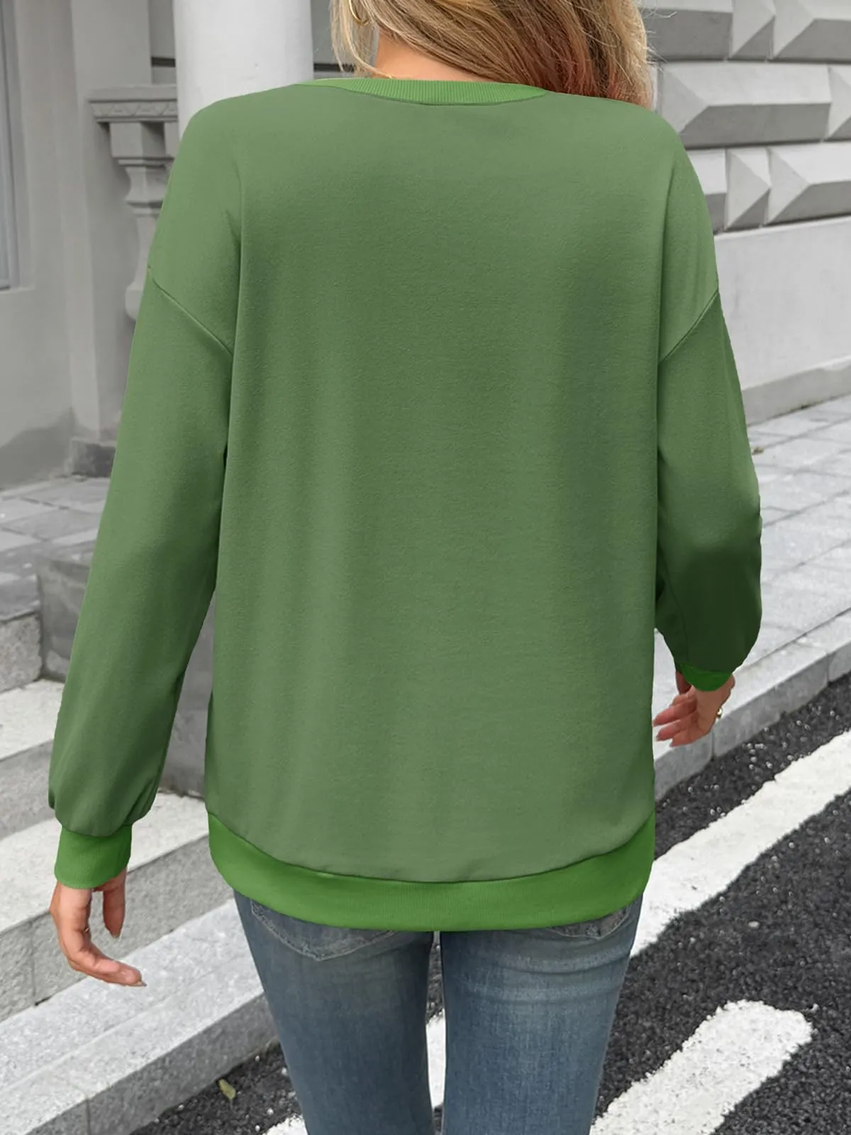 Fisoew Maglione da donna, a maniche lunghe, girocollo, colori a blocchi, casual, con fondo a costine, verde militare, L - immagine 4