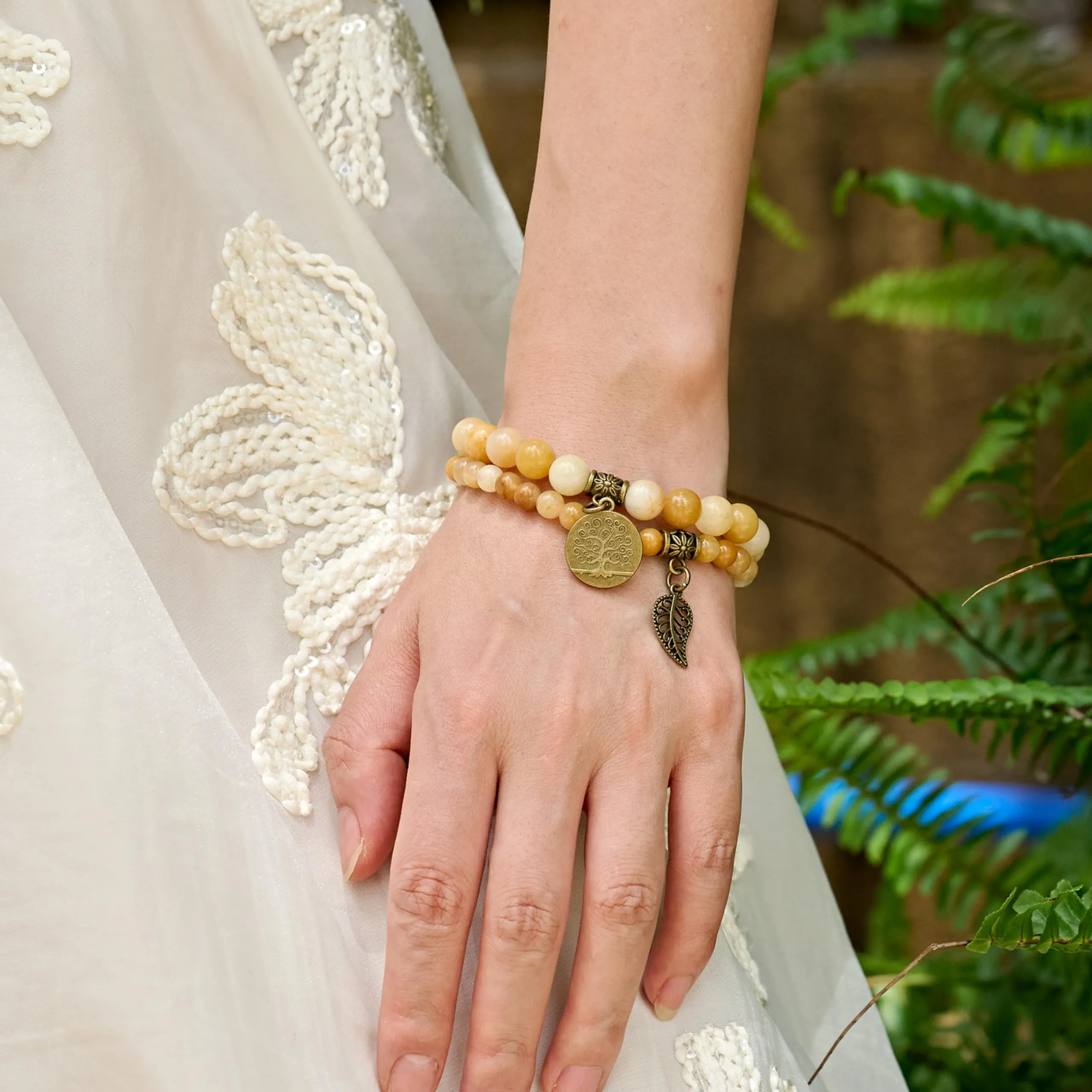 Farfume Bracciali Chakra per le donne - Cristalli Bracciale Donne Pietre Naturali Yoga Reiki- Un set di bracciali doppi (Topazio(Potenziamento) Medio) - immagine 3