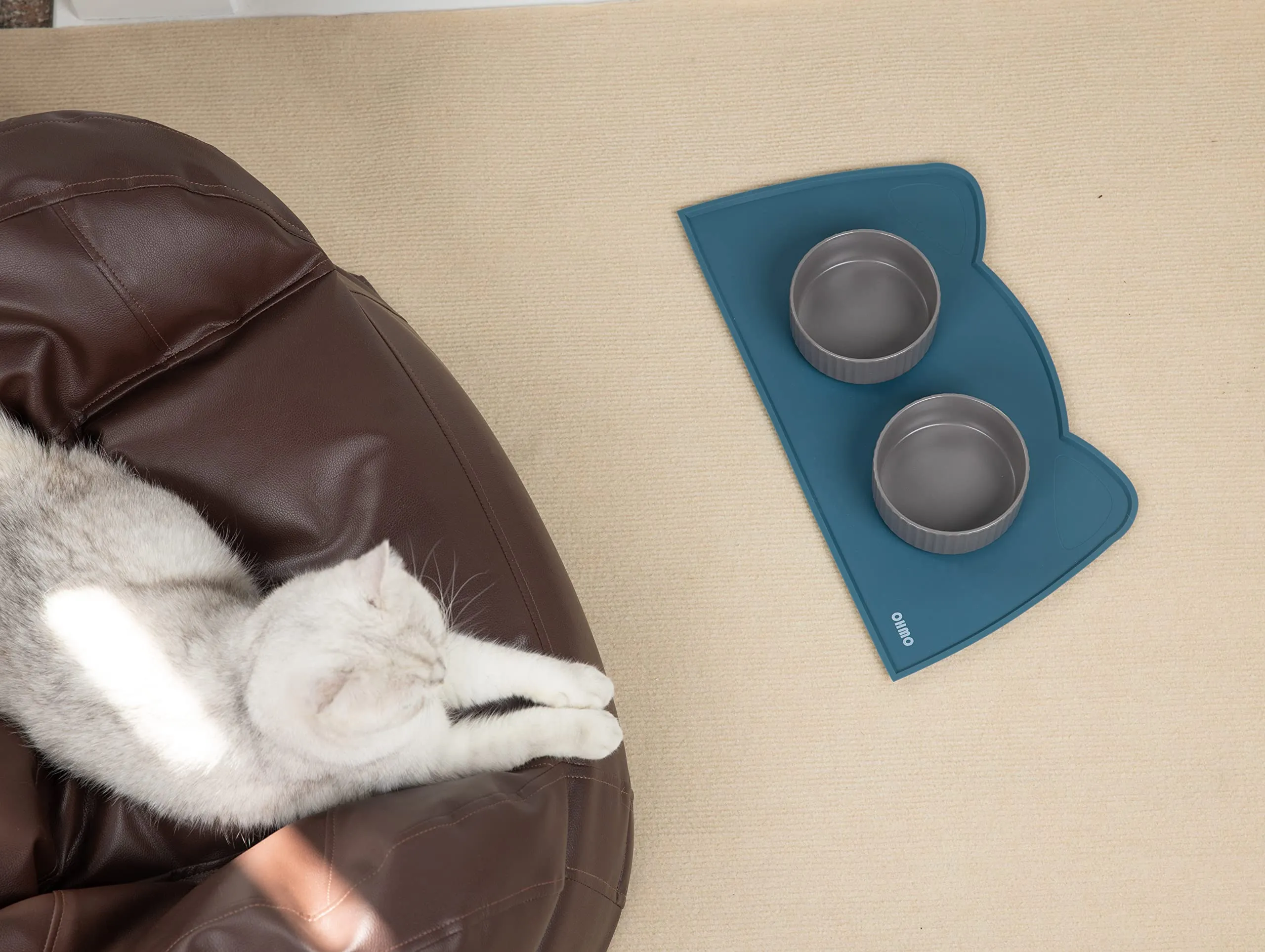 OHMO Piccole Tappetino Ciotola per Cani e Gatti in Silicone, Impermeabile Antiscivolo a Prova di Fuoriuscita per Cibo e Acqua, Facile da Pulire, 46x25 cm, Verde Acqua - immagine 5