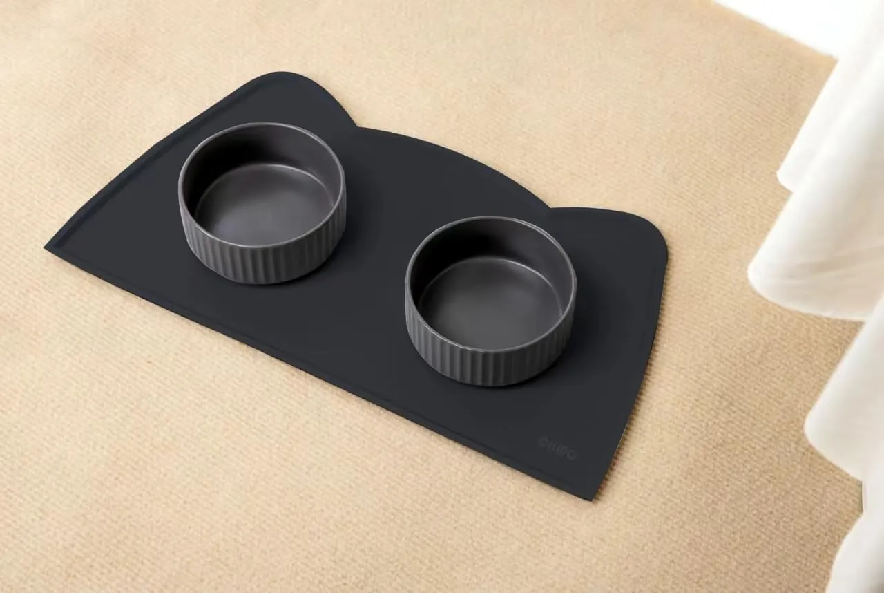OHMO Tappetino Ciotola per Cani e Gatti in Silicone, Impermeabile Antiscivolo a Prova di Fuoriuscita per Cibo e Acqua, Facile da Pulire, 52x30cm, Nero - immagine 7
