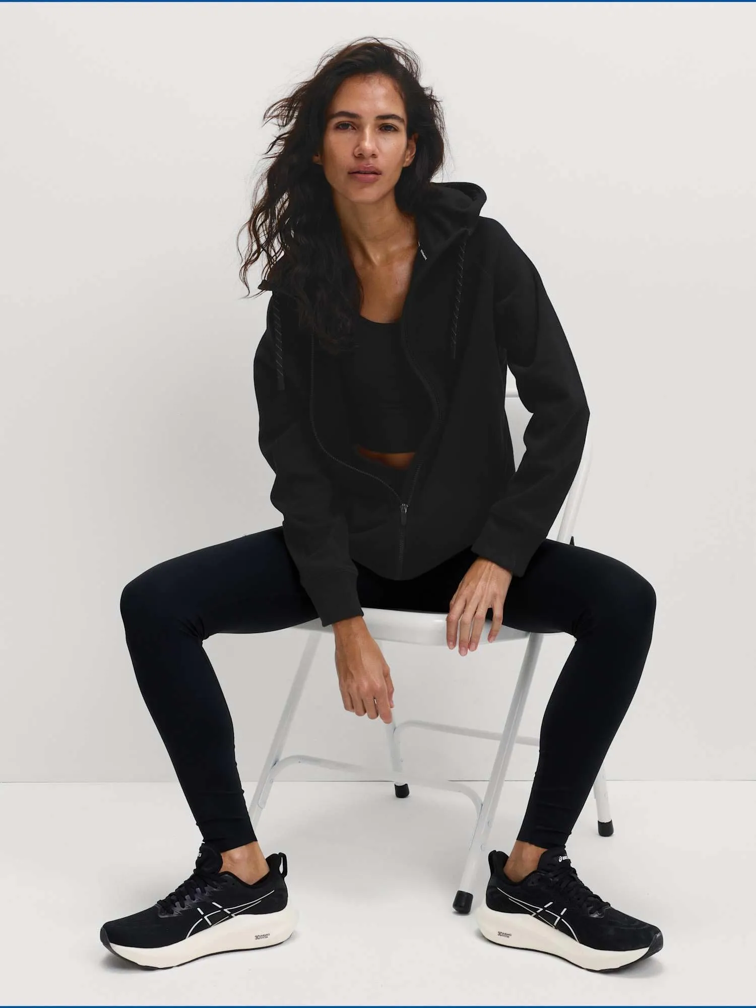 Marks & Spencer Felpa Relaxed con Cappuccio e Zip in Misto Cotone da Donna Nero - immagine 2