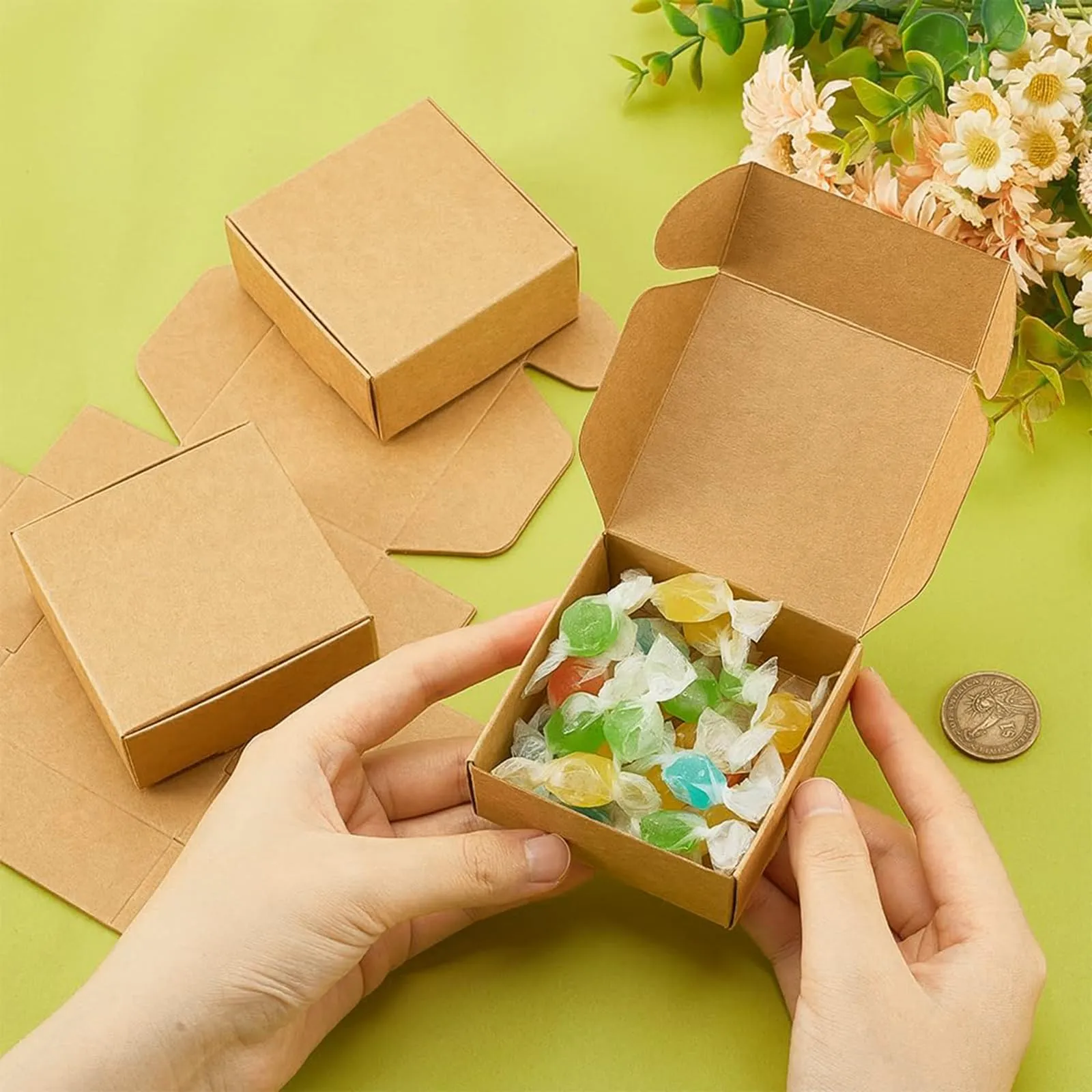 Festa Centro Scatolina Carta Kraft Marrone con Coperchio 9x9x3cm 50 pezzi - immagine 7