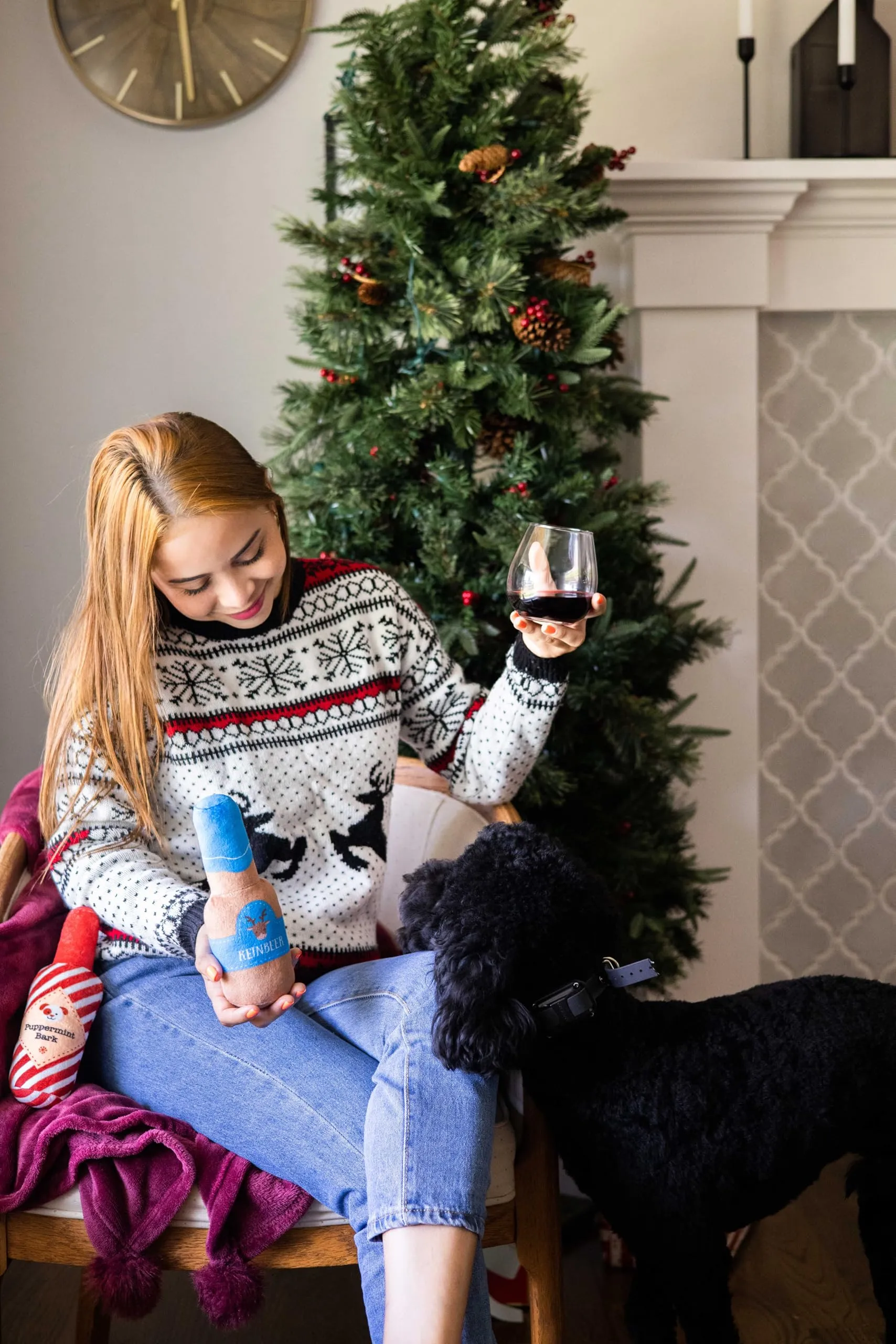Pearhead Holiday Spirits - Set di 3 giocattoli per cani in peluche a tema spiriti, giocattoli per cani che scricchiolano - immagine 2
