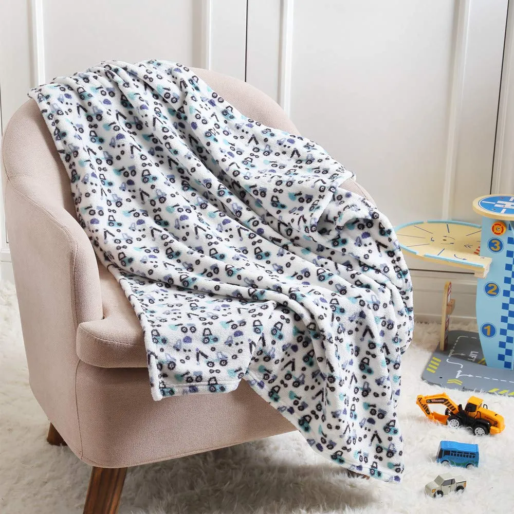 CREVENT, Graziosa copertina per bambini, unisex, leggera, setosa, confortevole e calda, per culla e passeggino, adatta per tutte le stagioni, 75 x 100 cm (blu, motivo con camion) - immagine 6