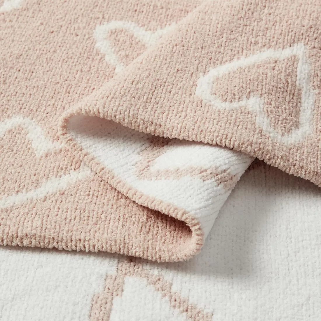 Crevent Copertina per bambini in ciniglia da 75 x 100 cm, confortevole, morbida e calda, adatta come regalo per neonati, bambini e baby shower, rosa con cuori - immagine 6